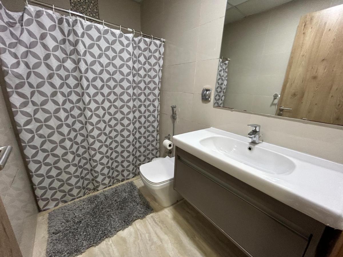 Golden Stay Vacation Homes continental tower marina
