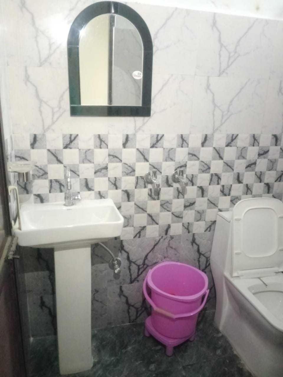 Hotel O Bhavya Guest House