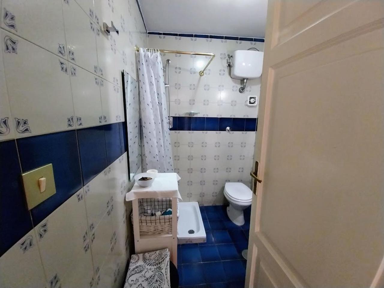 L'Atelier Vedi Napoli ai tuoi piedi