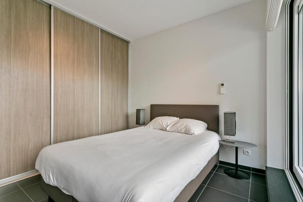 Apartment in Heart of Brussel City with Balcony View