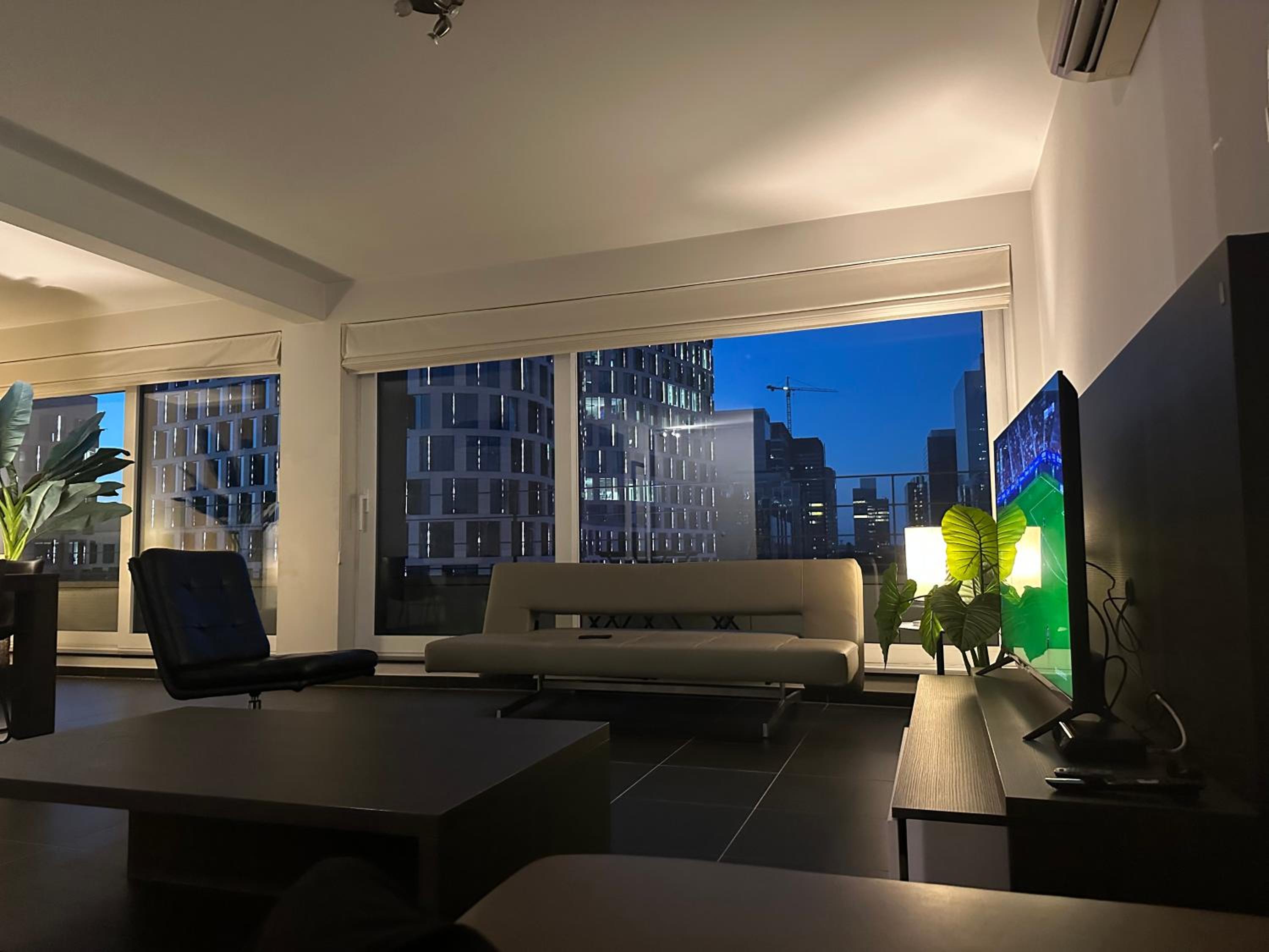 Apartment in Heart of Brussel City with Balcony View