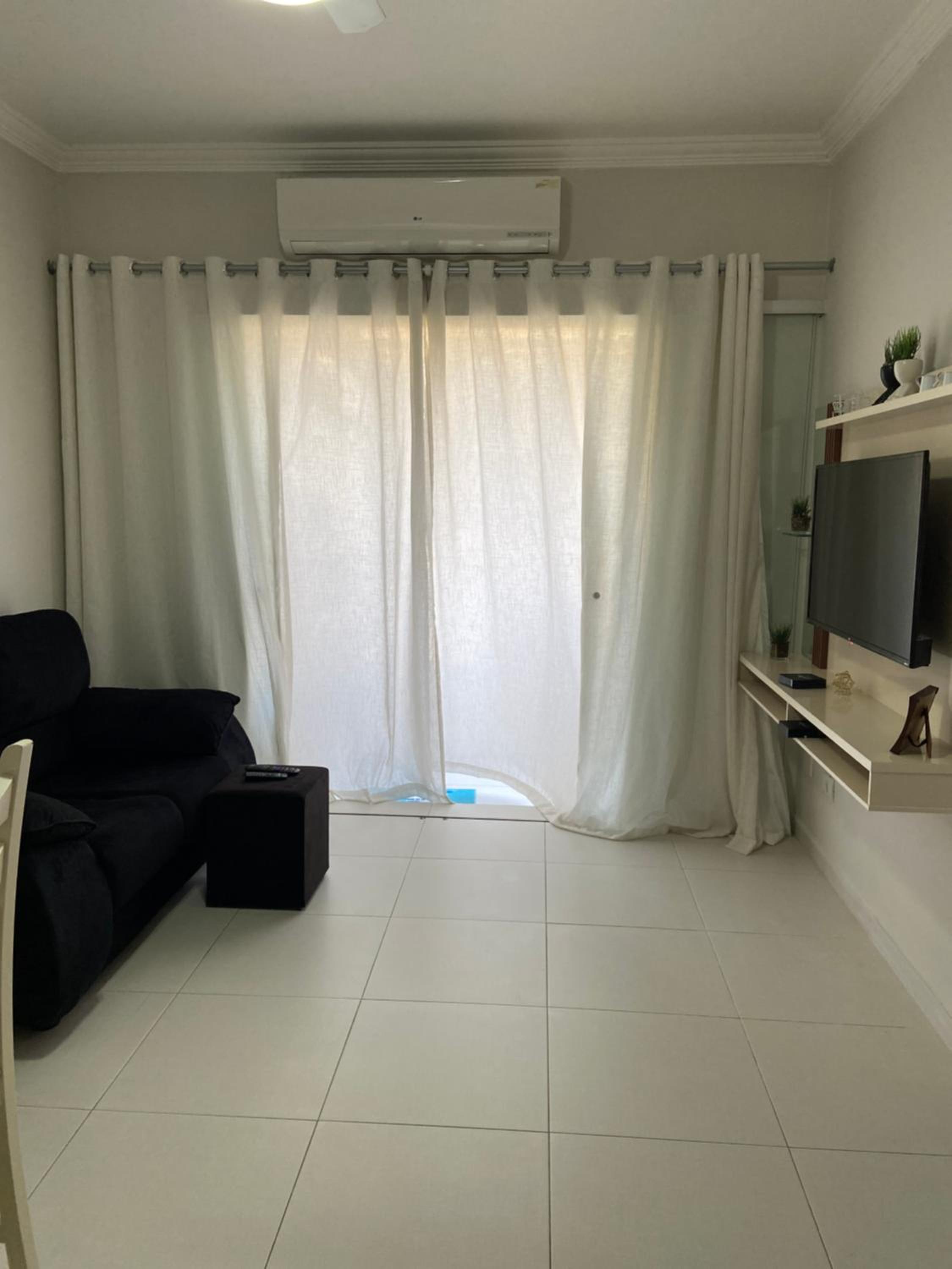 Ap Família Busca-pé Enseada Guarujá