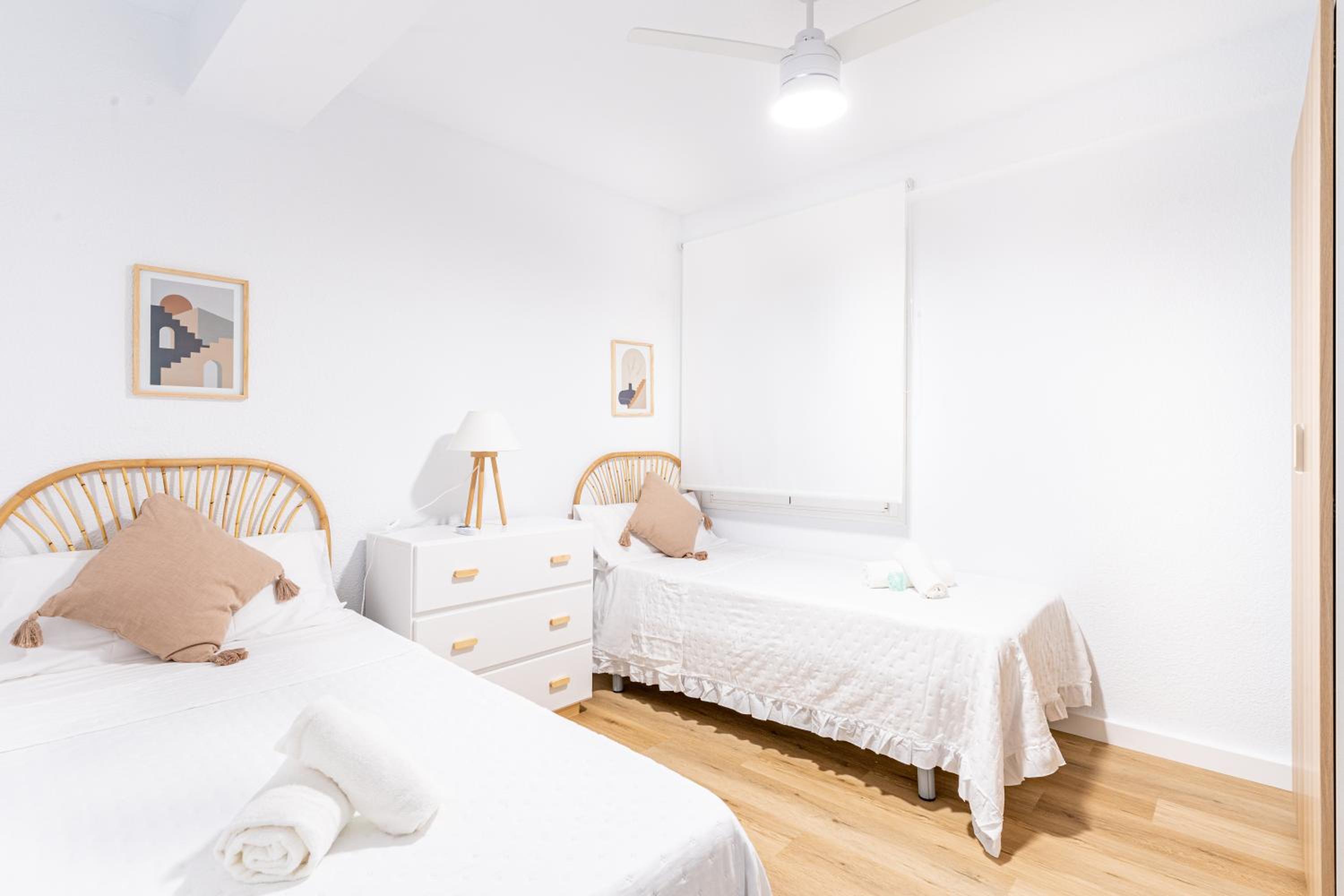 Apartaments Paseo Marítimo by Expoholidays