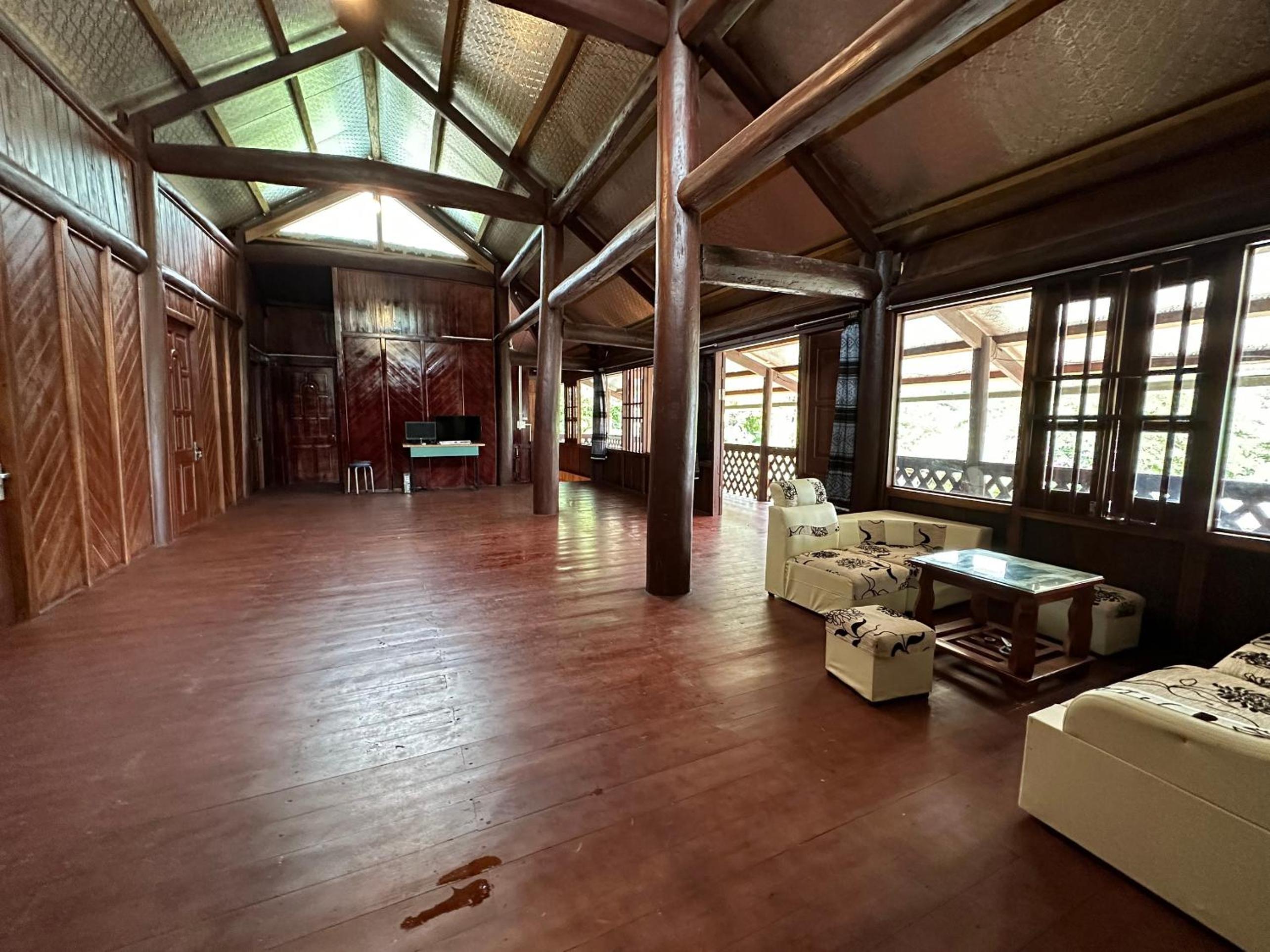 SaPa Hmong Streamside Homestay