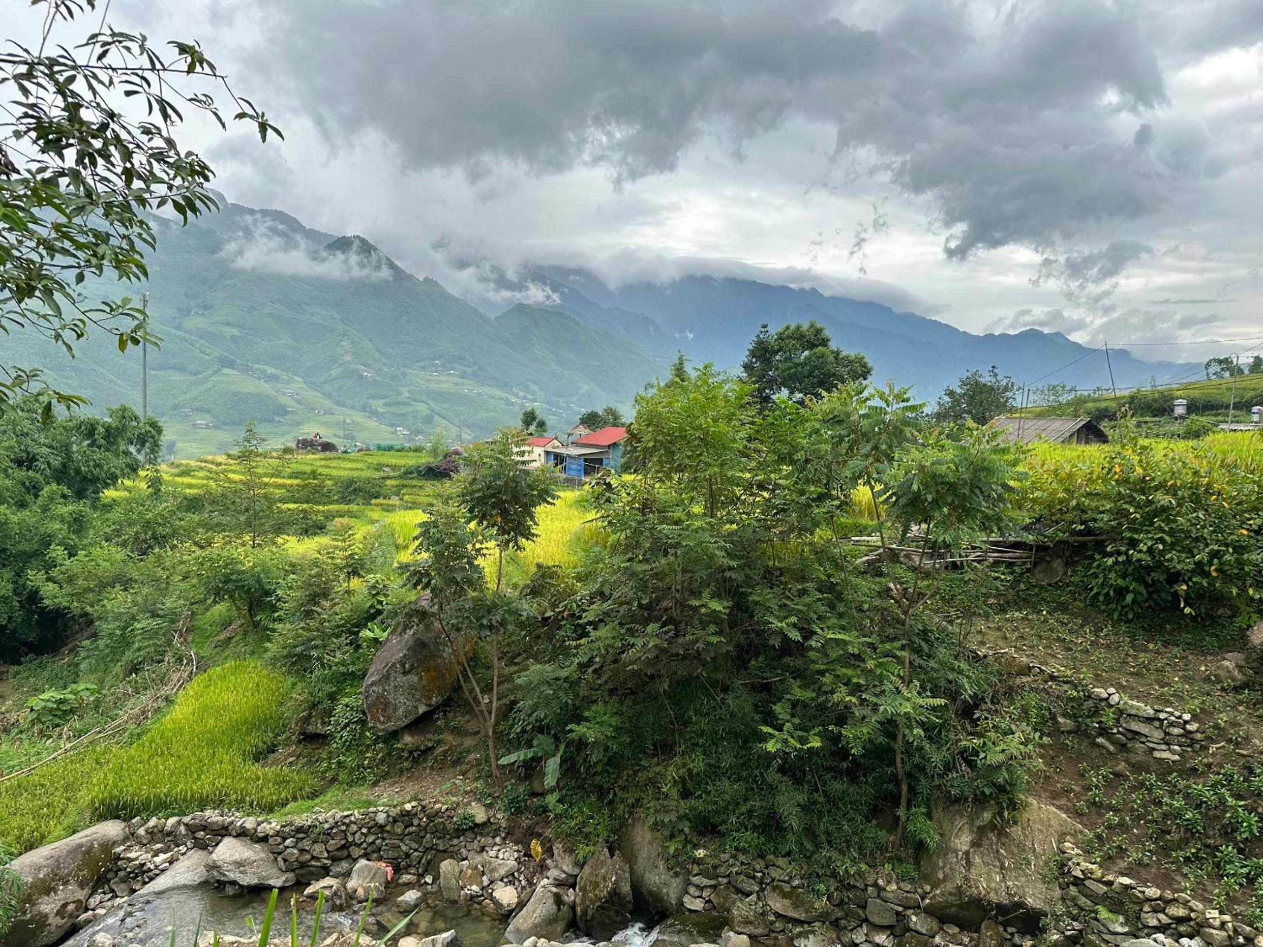 SaPa Hmong Streamside Homestay
