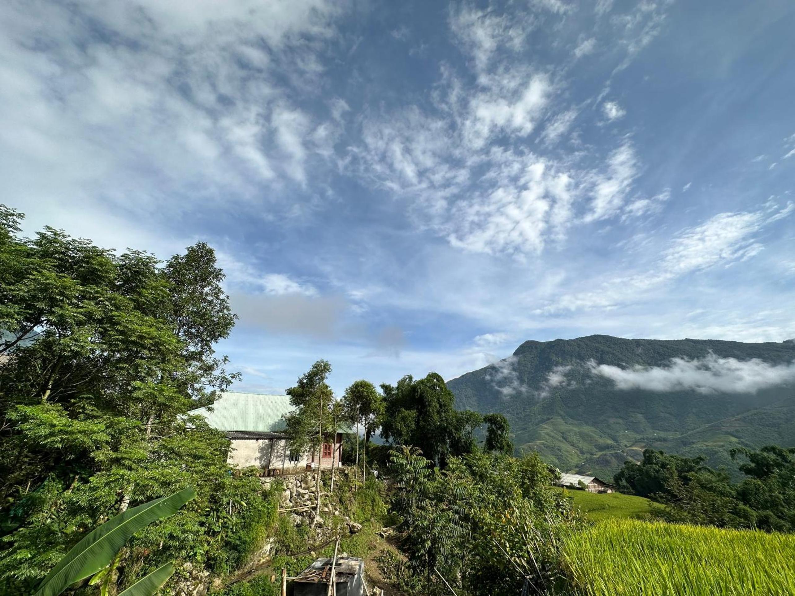 SaPa Hmong Streamside Homestay