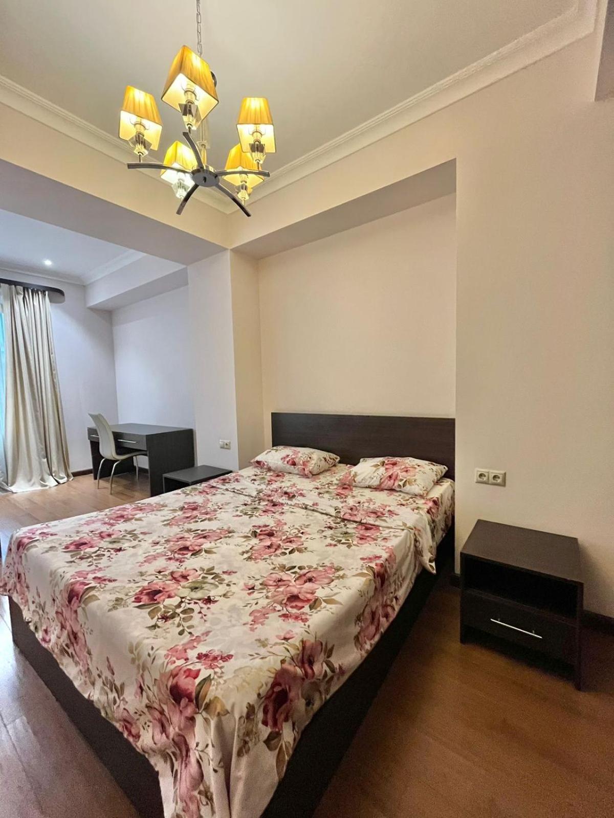 Red Ararat apartments