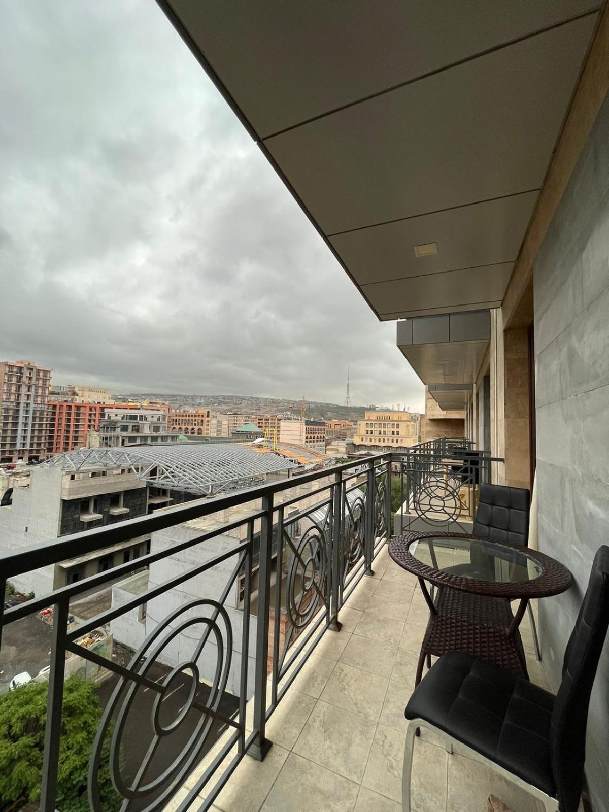 Red Ararat apartments