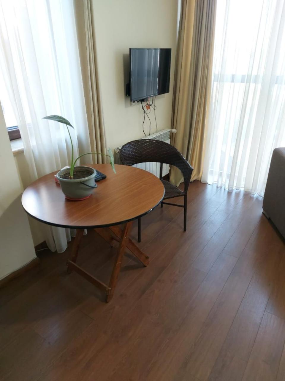 Red Ararat apartments