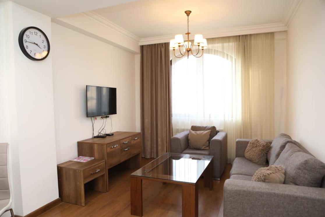 Red Ararat apartments