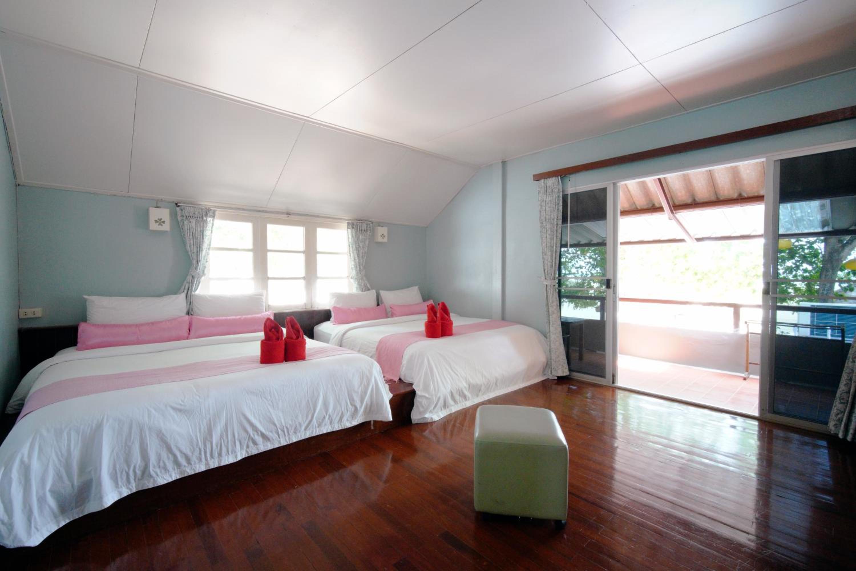 Villa Cha Cha Chaolao Beach Resort