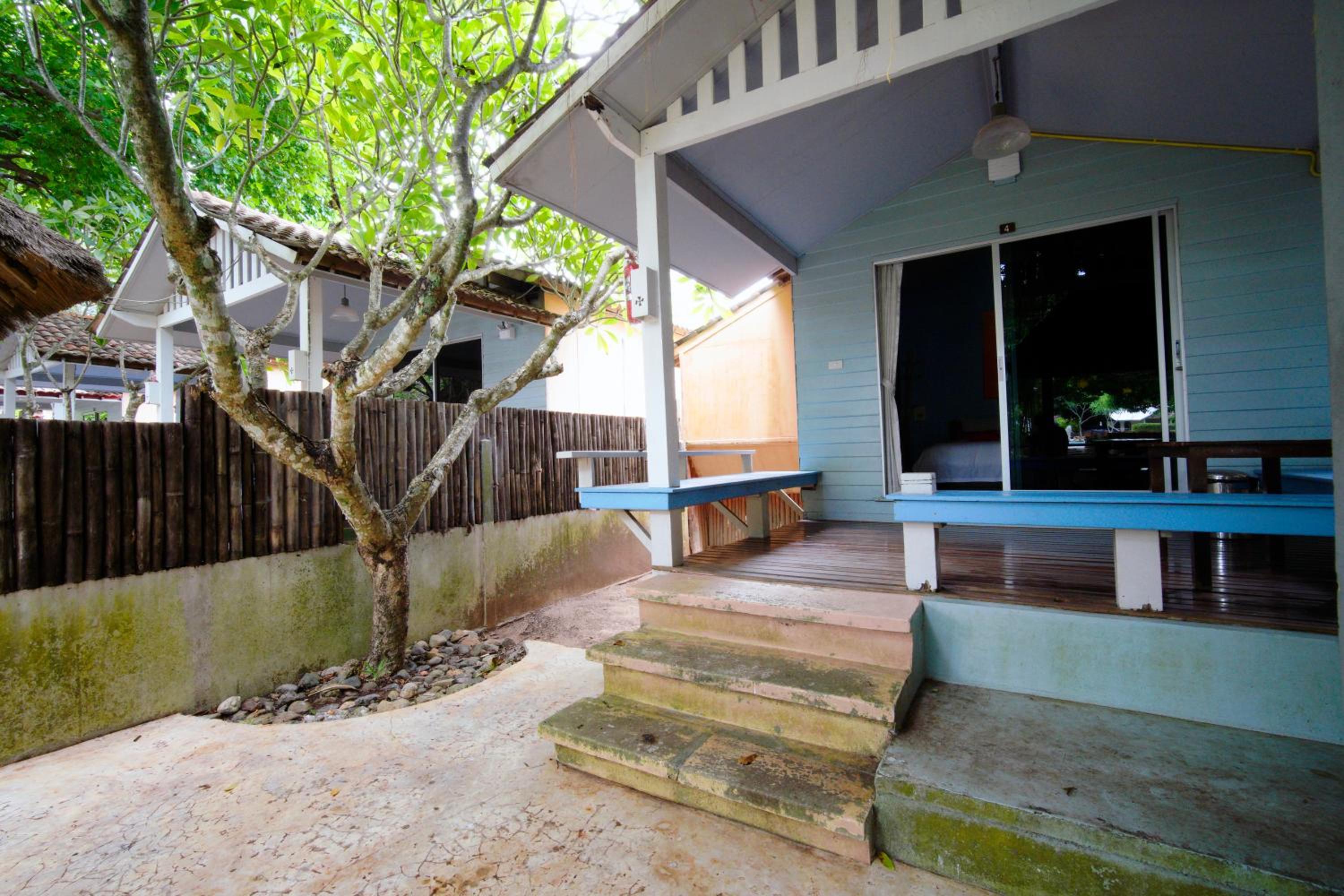Villa Cha Cha Chaolao Beach Resort
