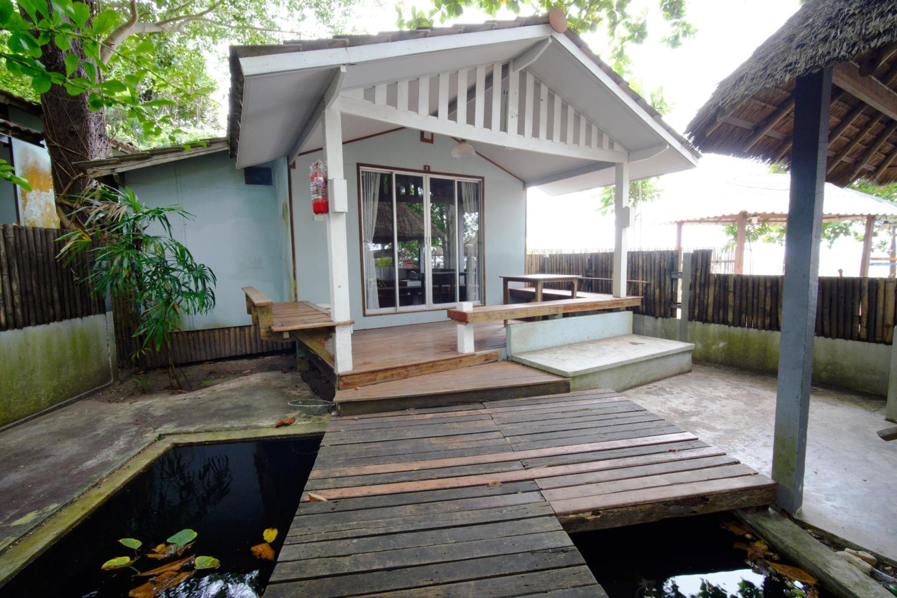 Villa Cha Cha Chaolao Beach Resort