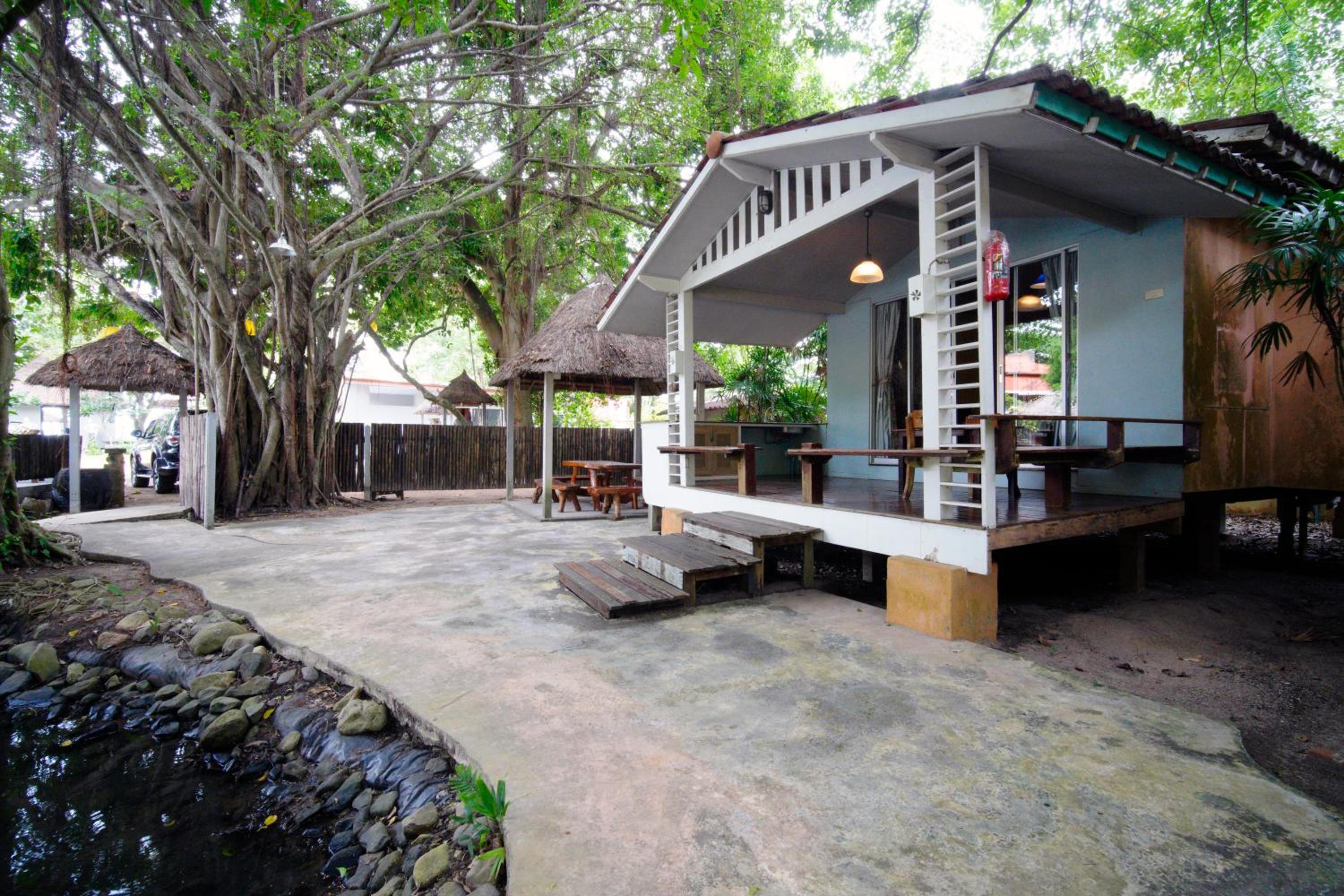Villa Cha Cha Chaolao Beach Resort