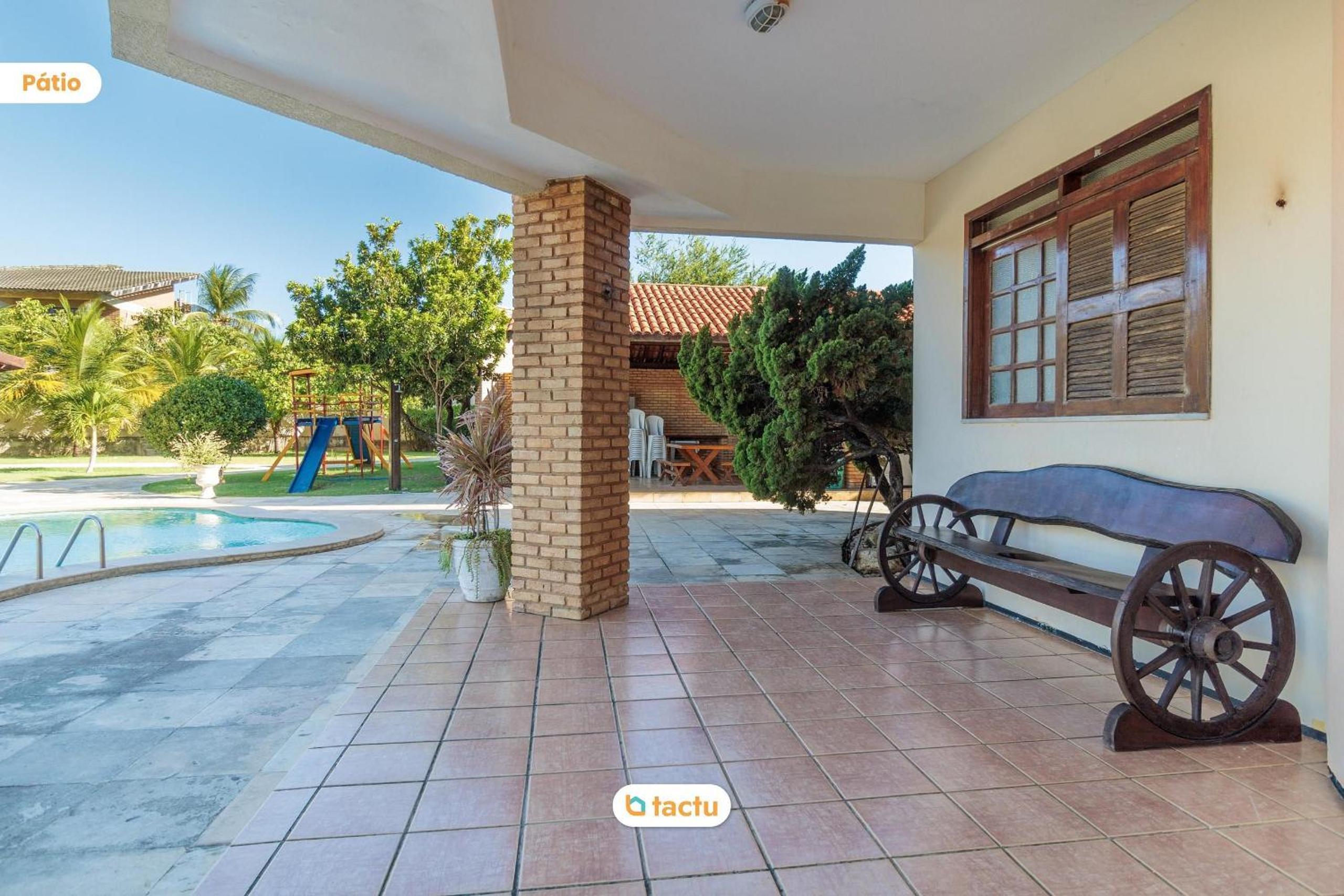 Casa Memphis no Porto das Dunas com Piscina