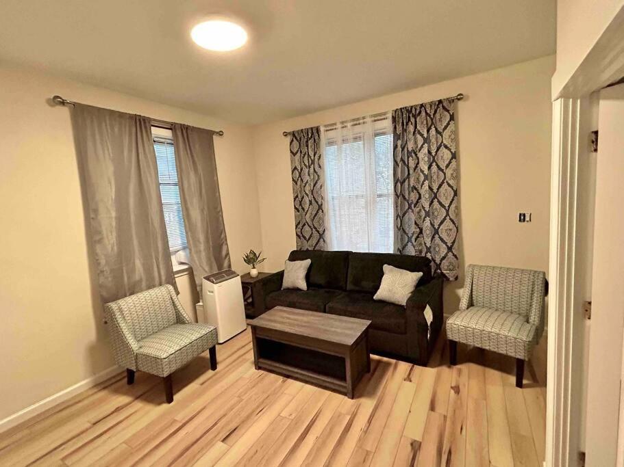 Boston Vacations - Lord Medford Apartments - Property Image 2