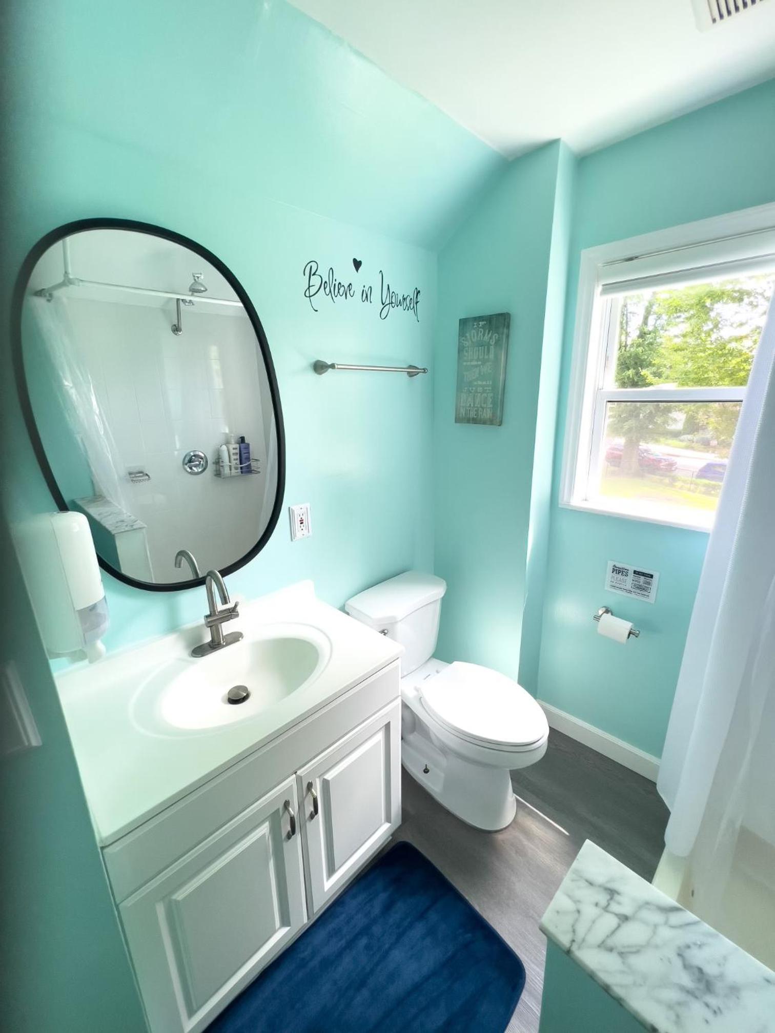 Sunny Queen bedroom feel like home!! view 5
