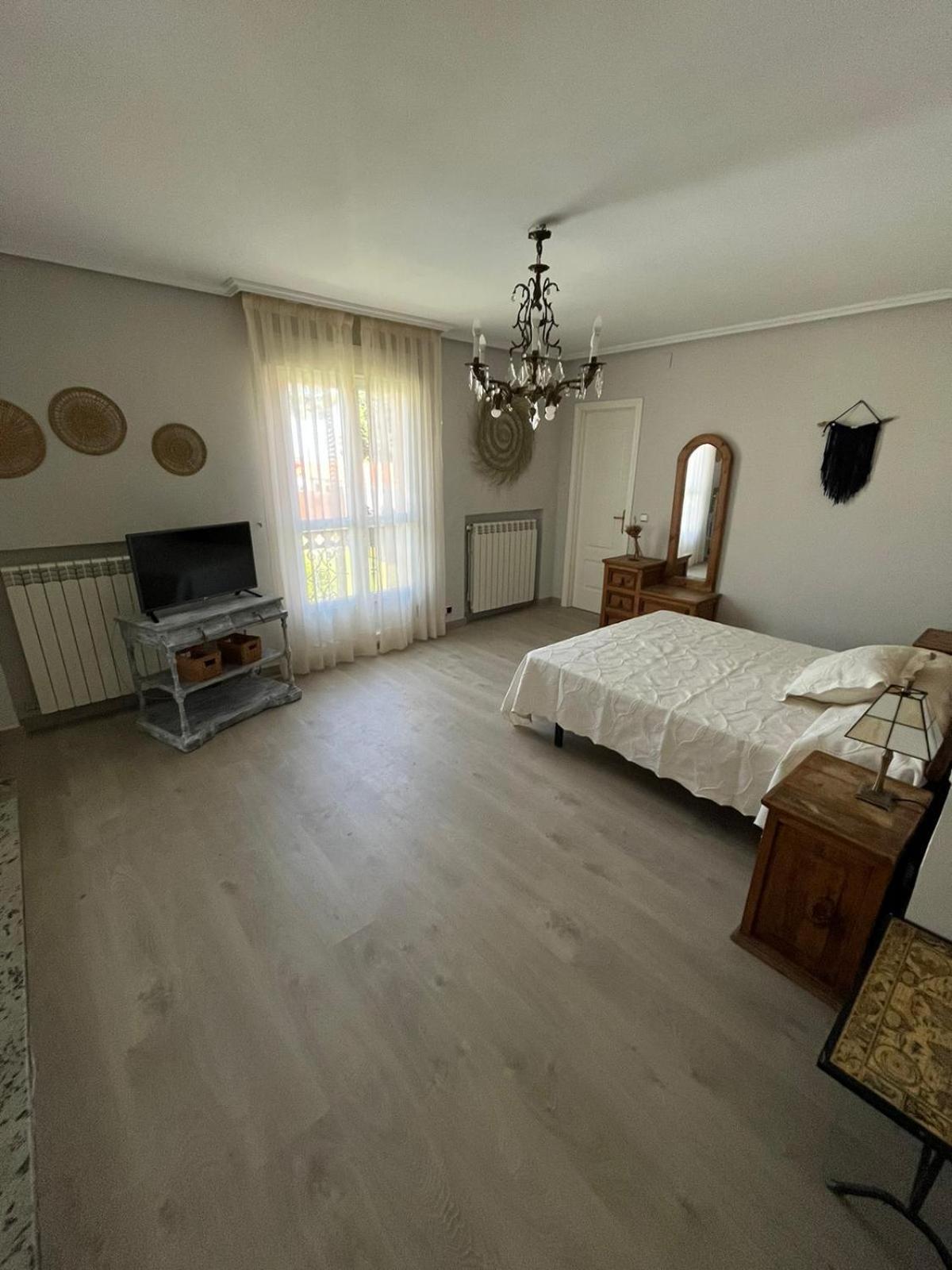 Villa Nogueroles