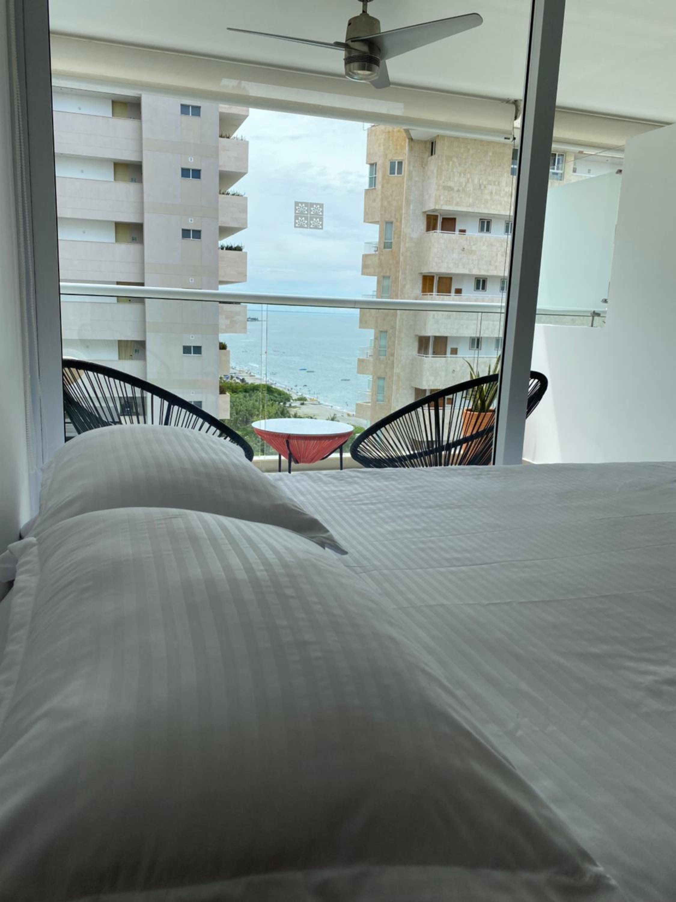 Apartamento Bello Horizonte piso 15 excelente vista