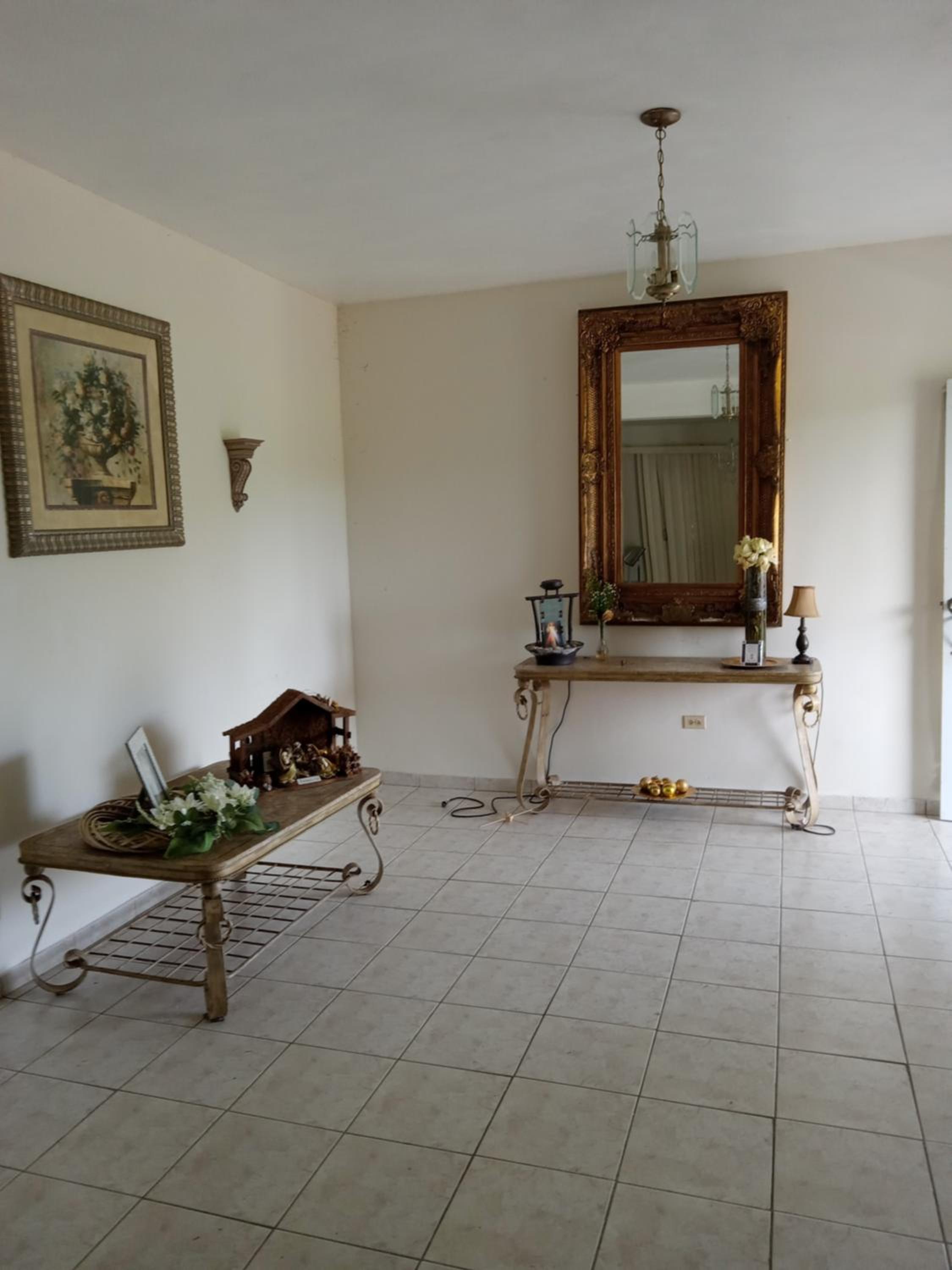 Heidy House view 5