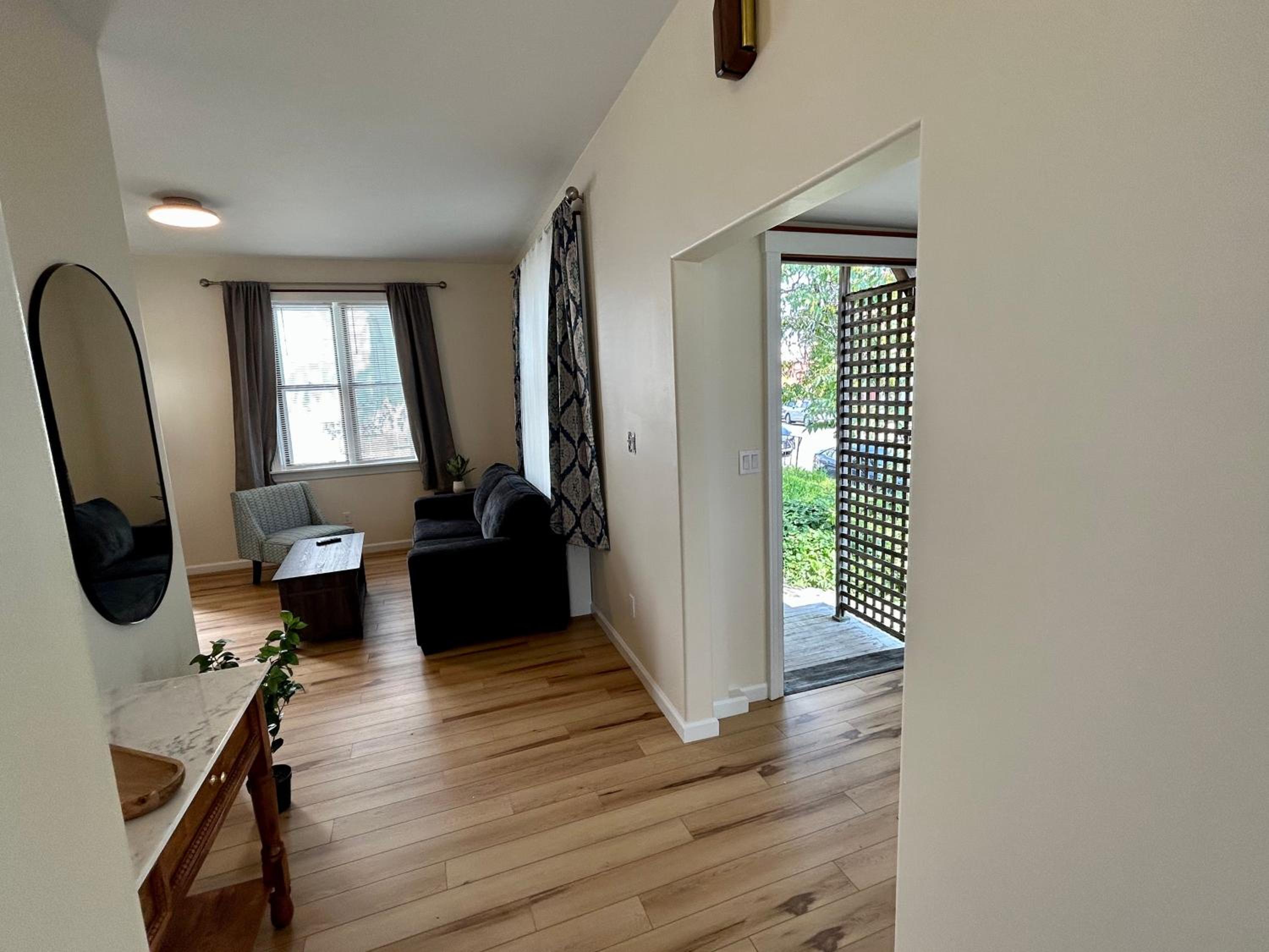 Medford Vacations - Lord Medford Apartments - Property Image 13