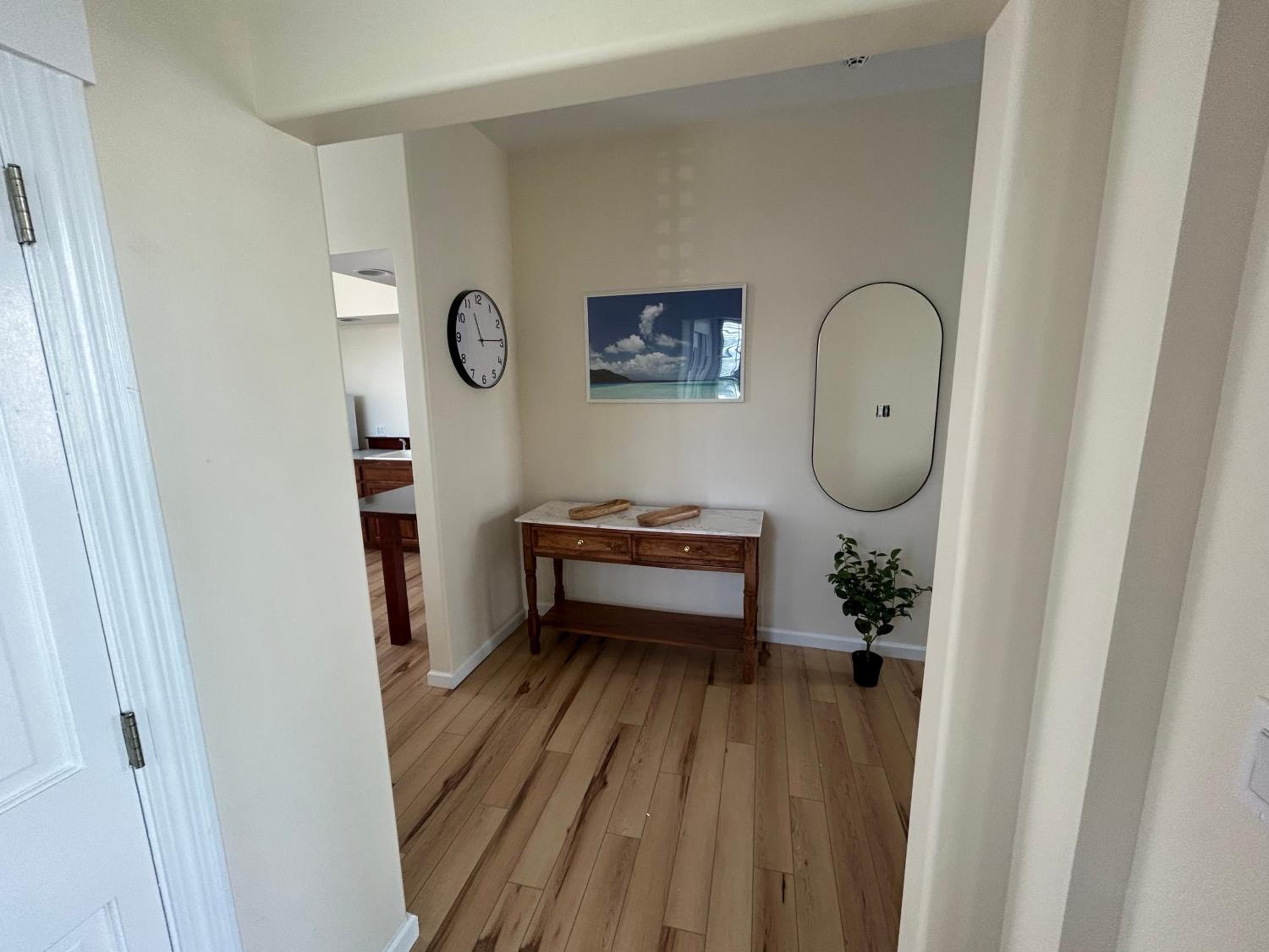 Medford Vacations - Lord Medford Apartments - Property Image 2