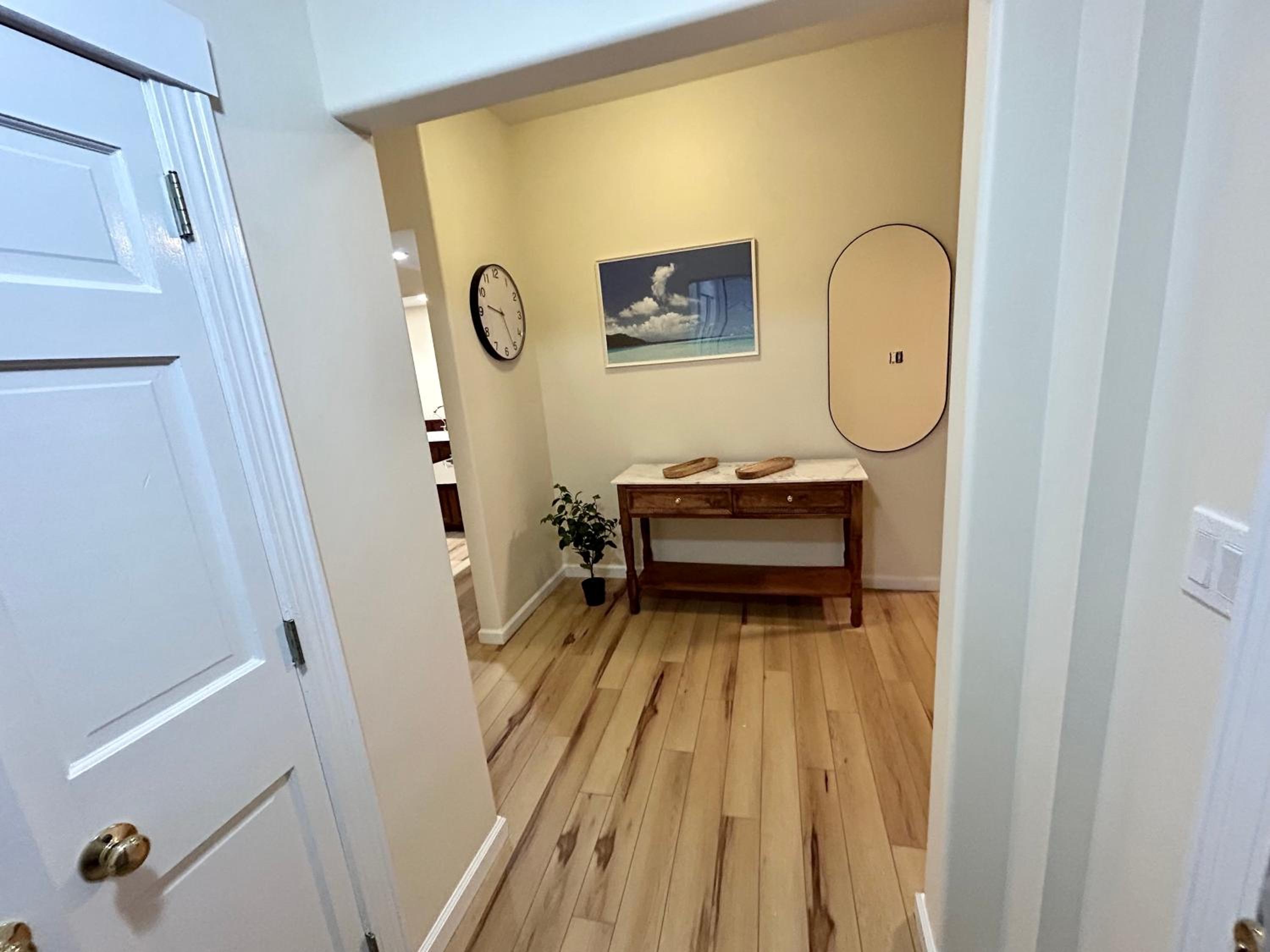 Medford Vacations - Lord Medford Apartments - Property Image 8