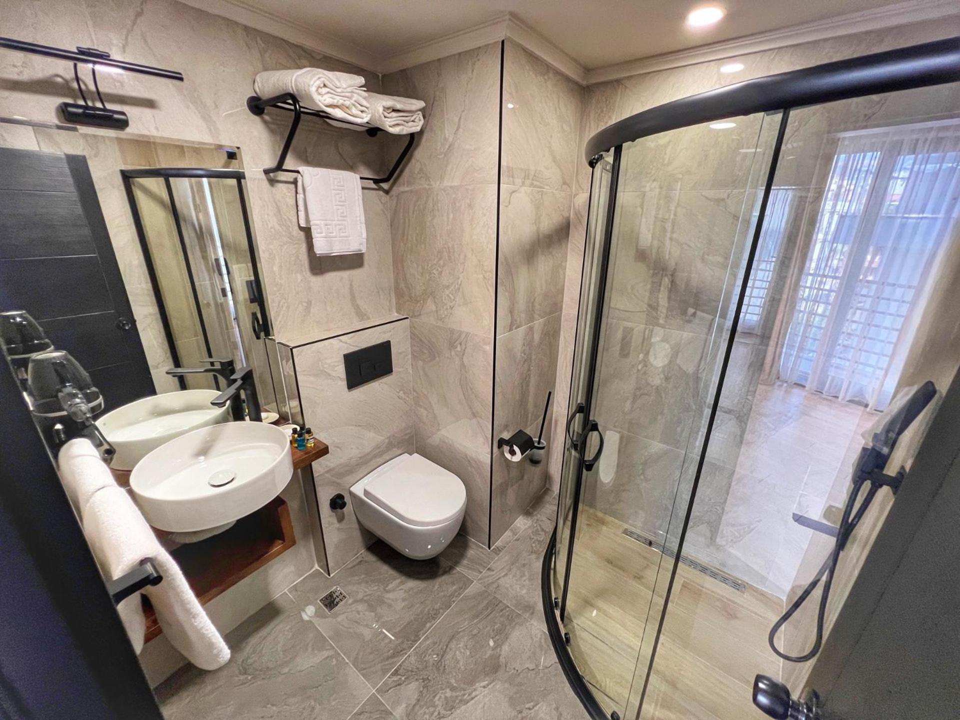 Oji Hotel - Image 30