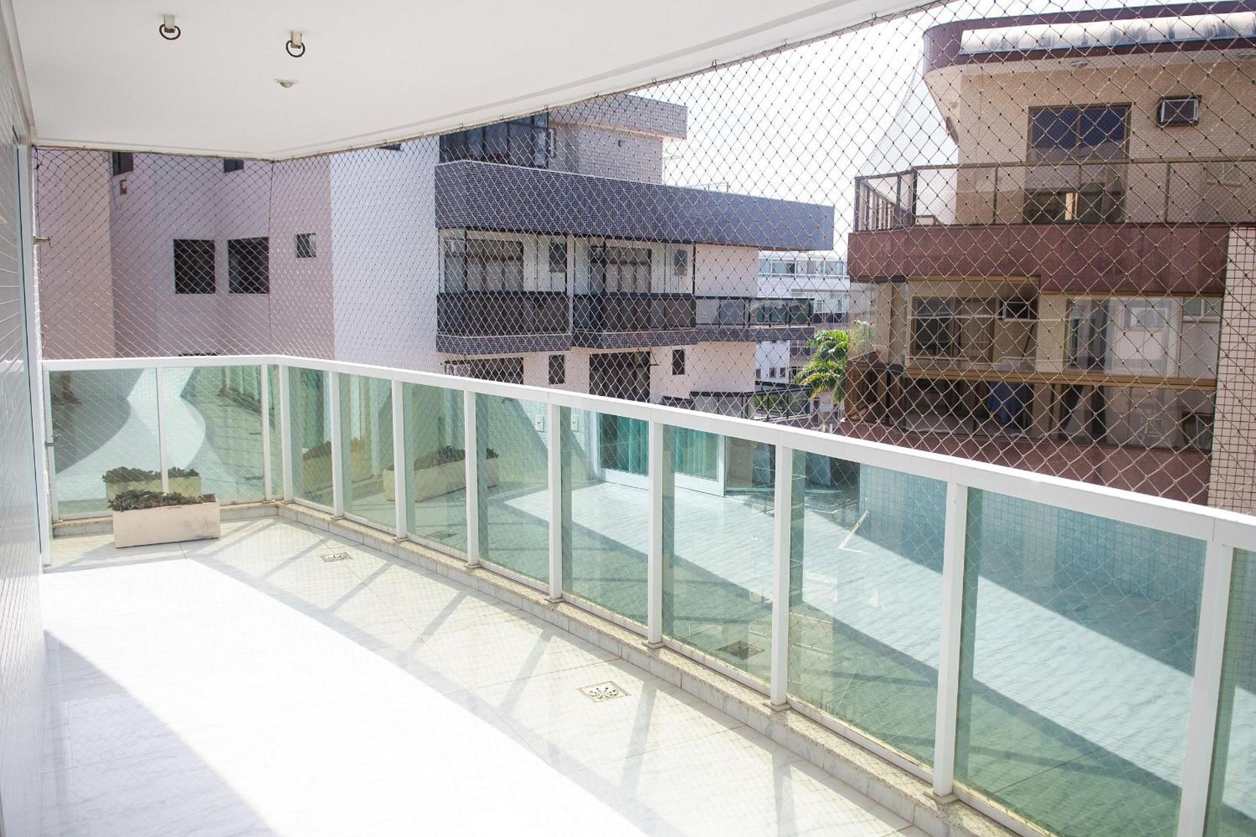Cobertura de Luxo com Piscina e churrasqueira na Praia do Forte