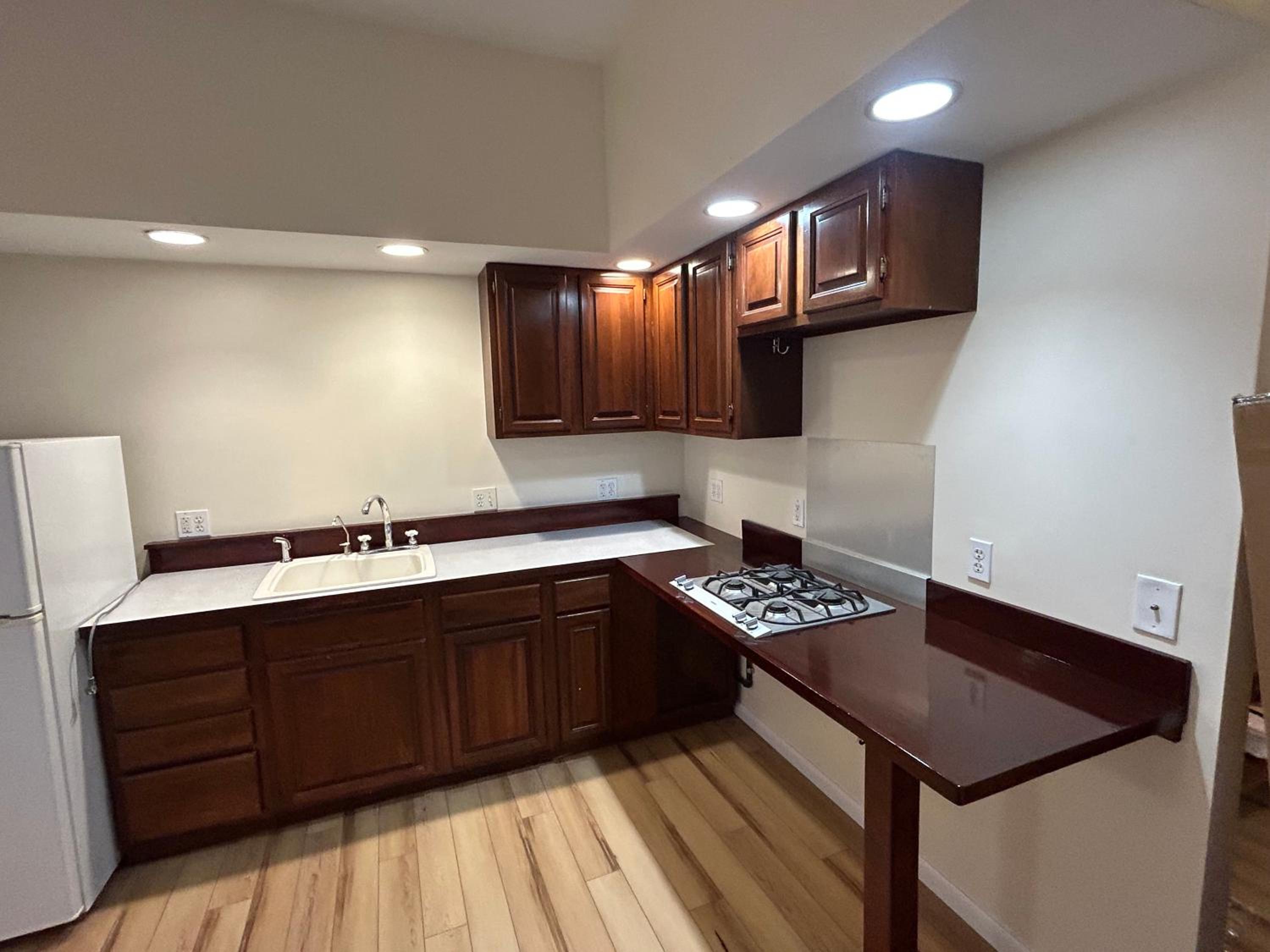 Medford Vacations - Lord Medford Apartments - Property Image 5