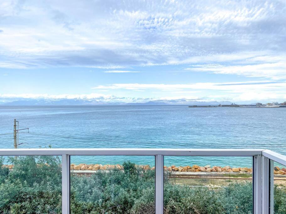 Beach Apt in Simons Town view 4