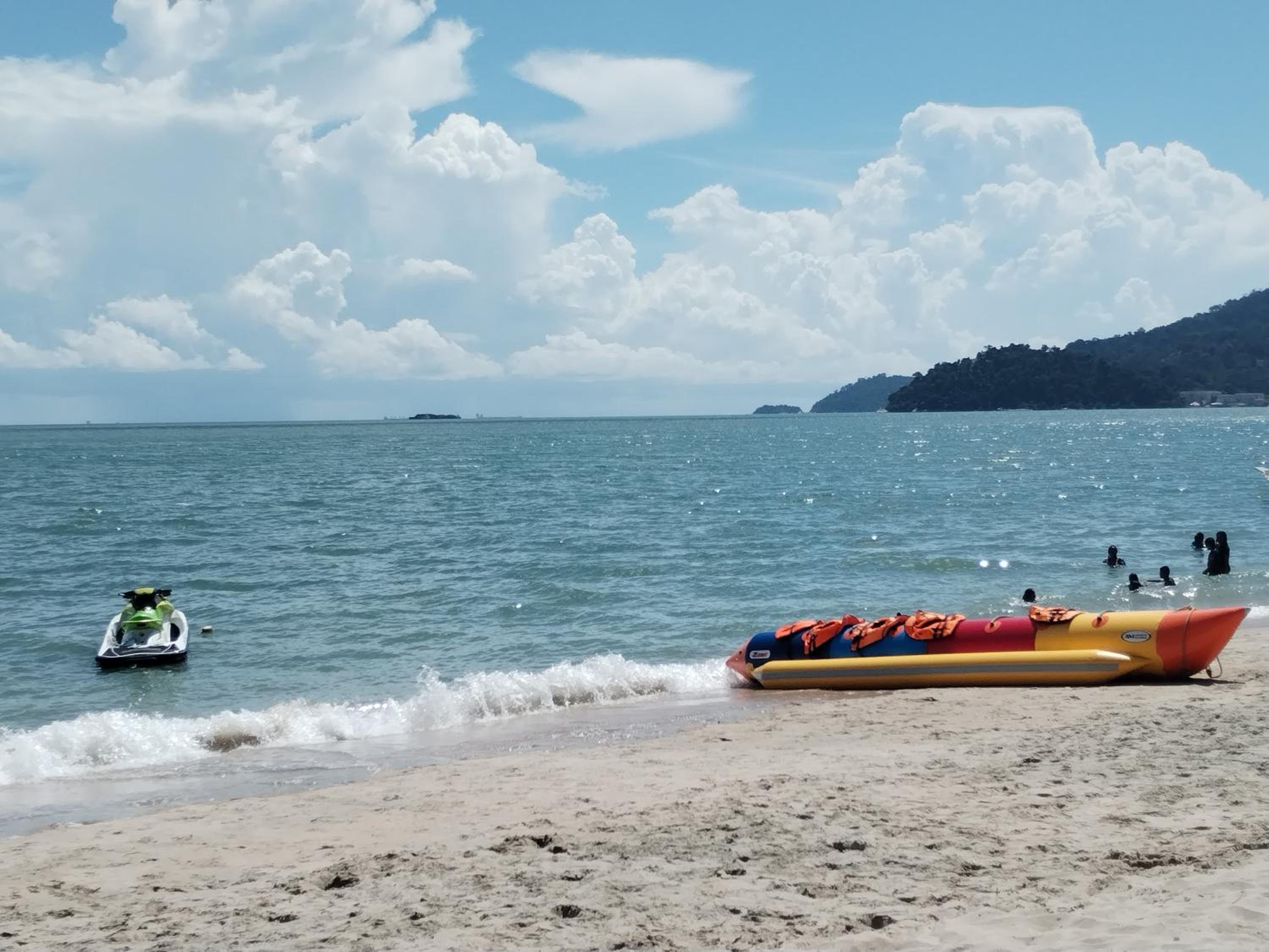 Teluk Batik Holiday Apartment