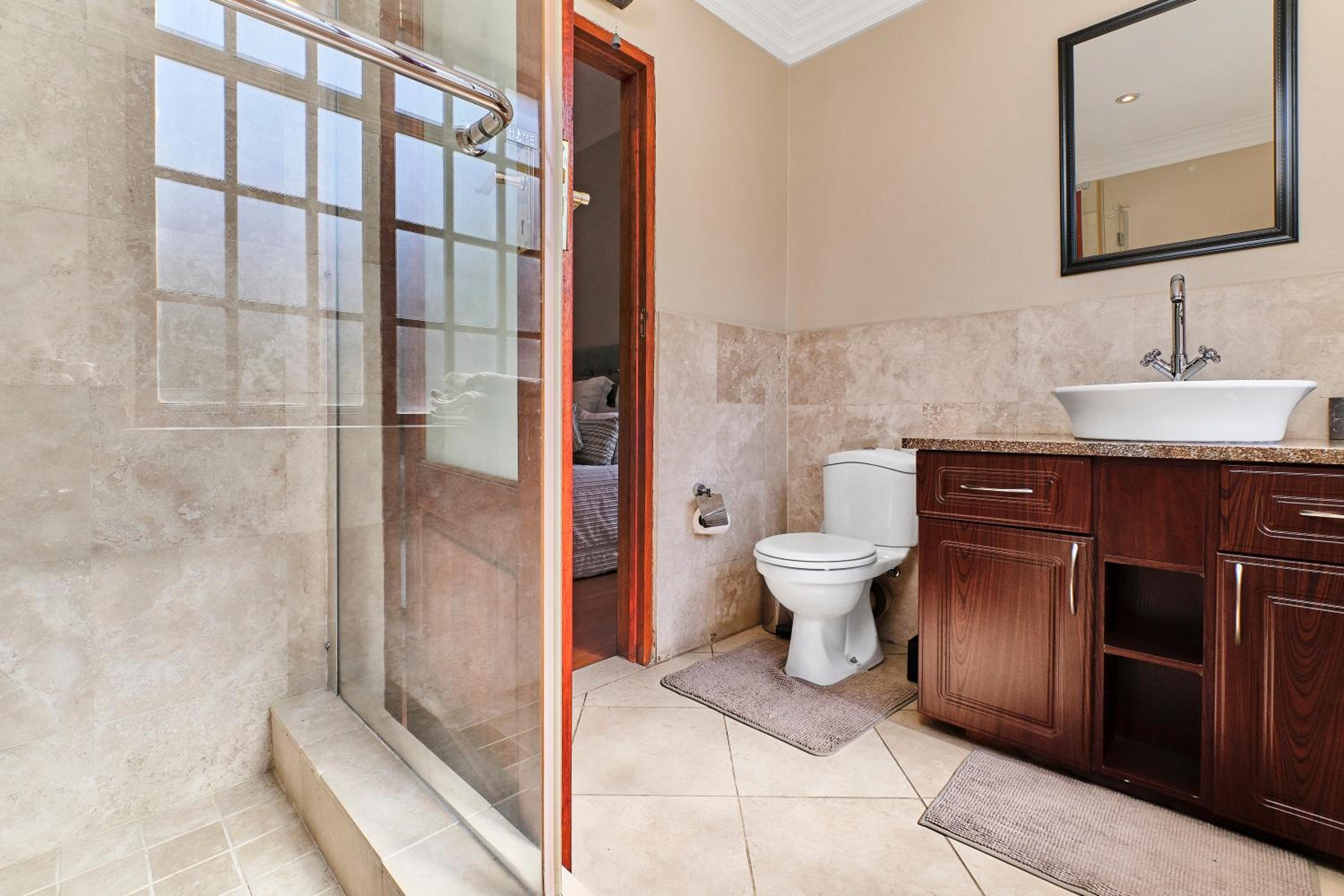 Rose Road Manor - Houghton Johannesburg