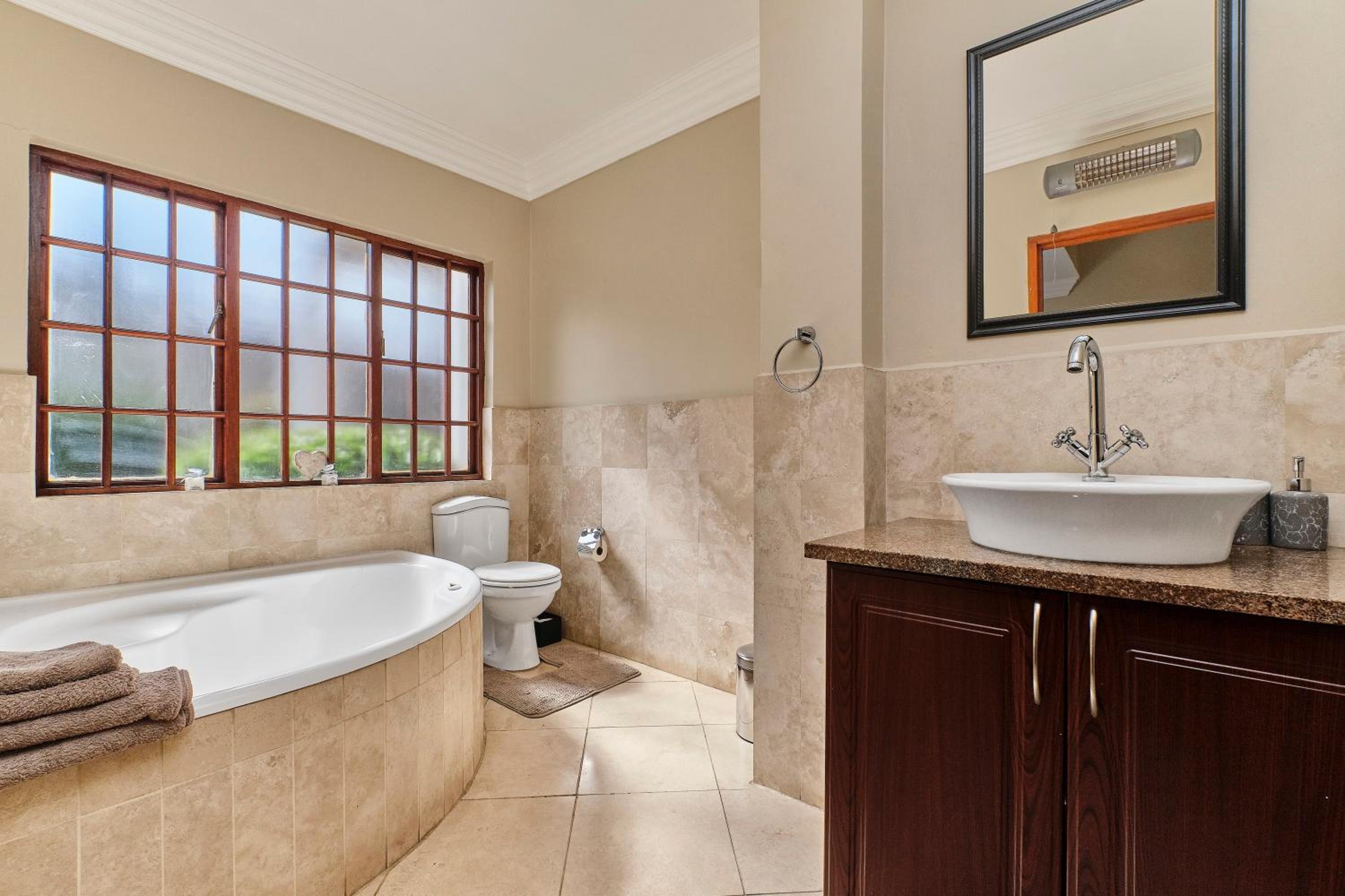 Rose Road Manor - Houghton Johannesburg