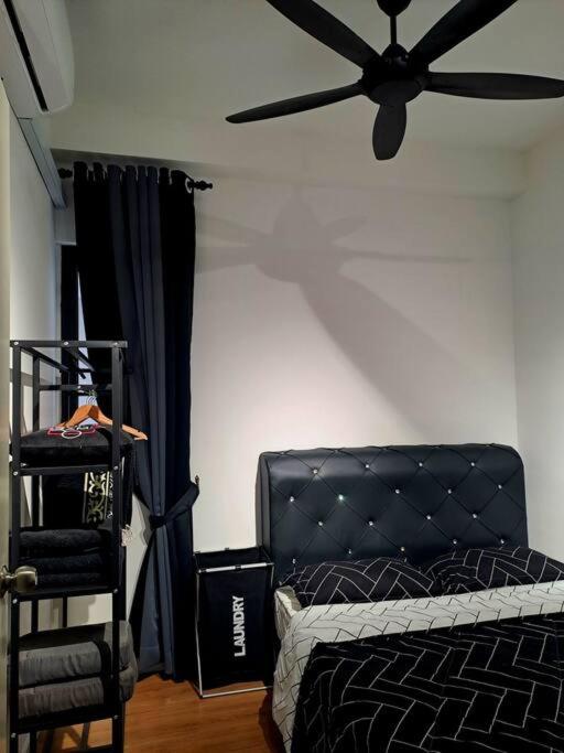 Eclipse Retreat Homestay, Southville City - 3 Bedrooms Apartment with Wifi, Netlix, Aircond, Pool, Gym & Car Paking photo 7
