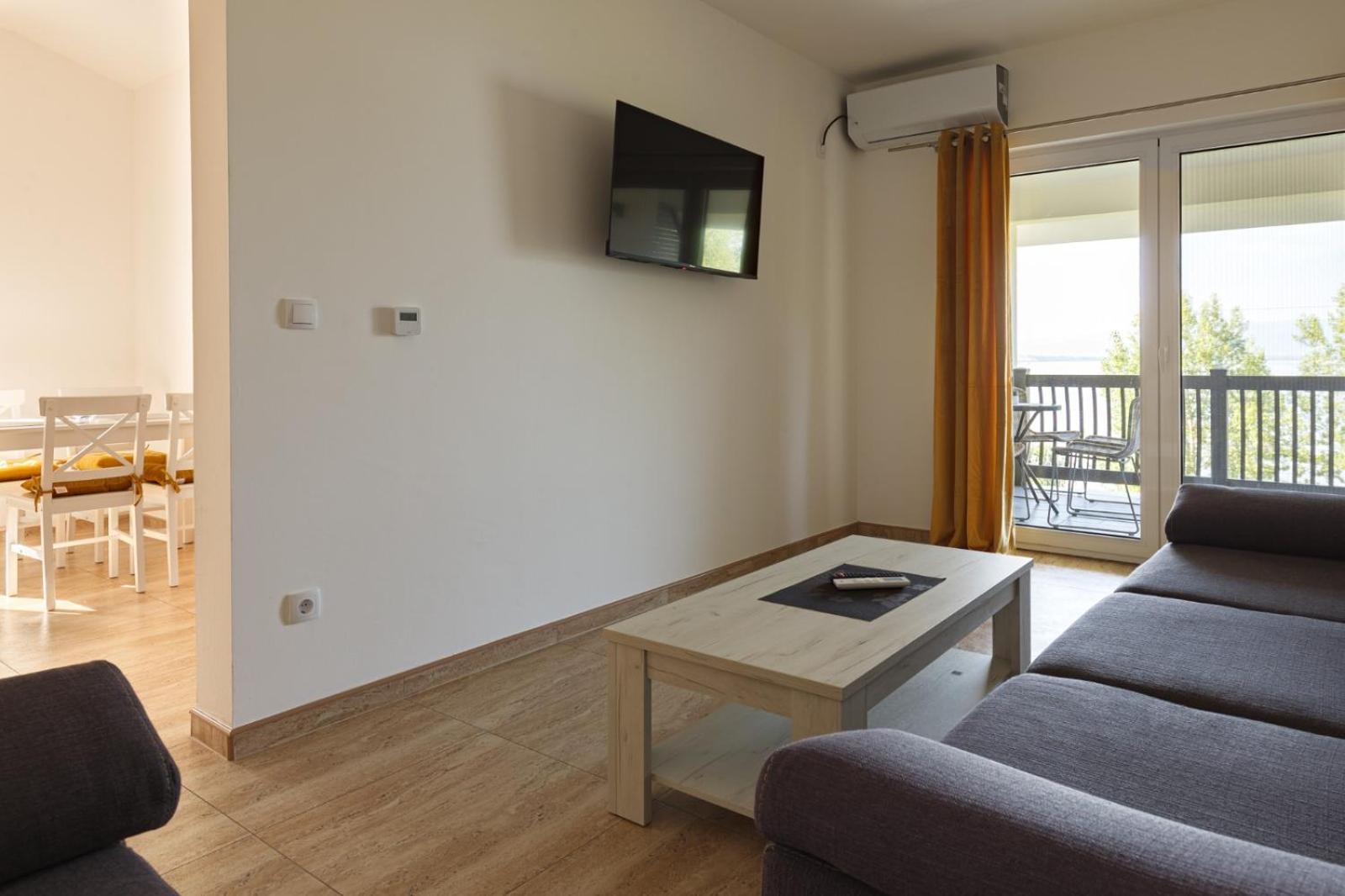 Apartmani PORTO