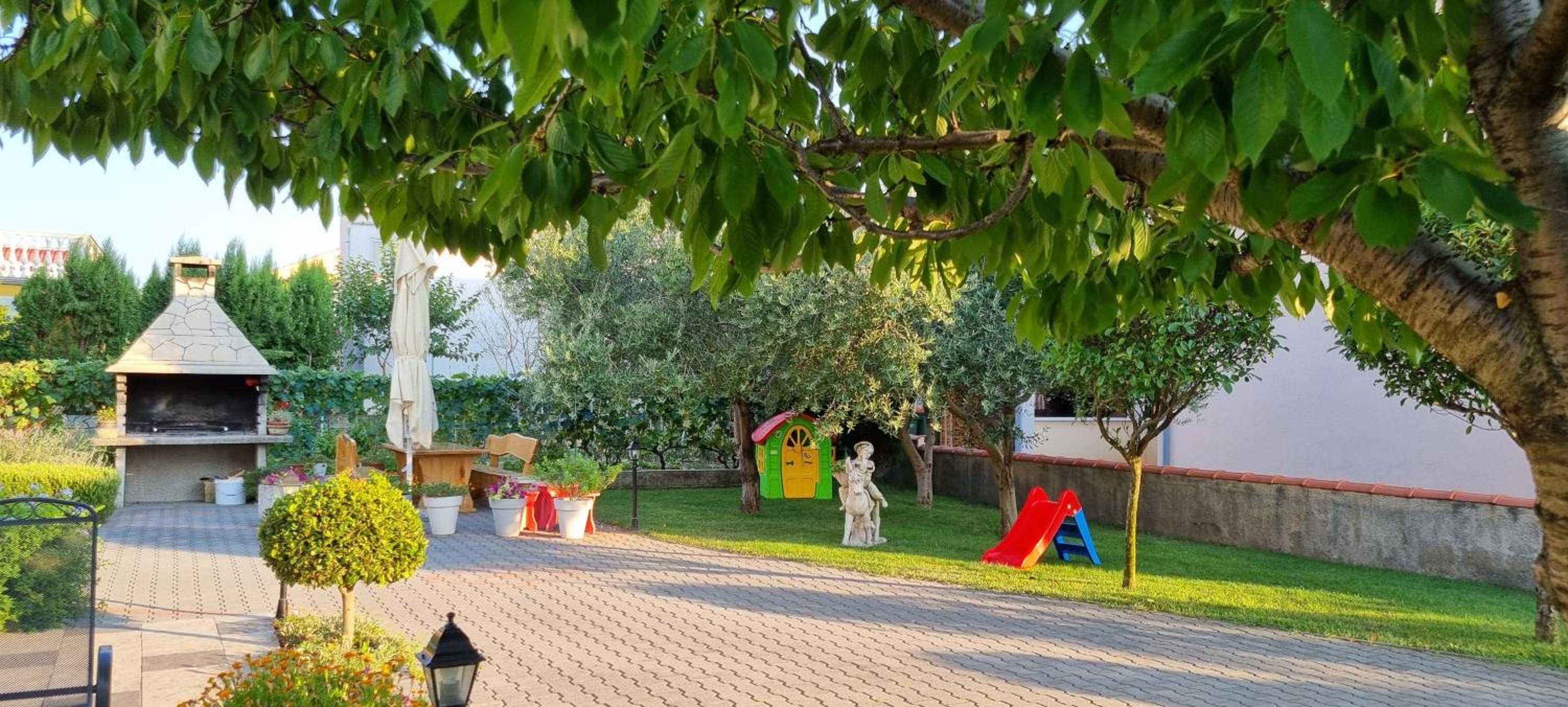 Apartmani Sanja