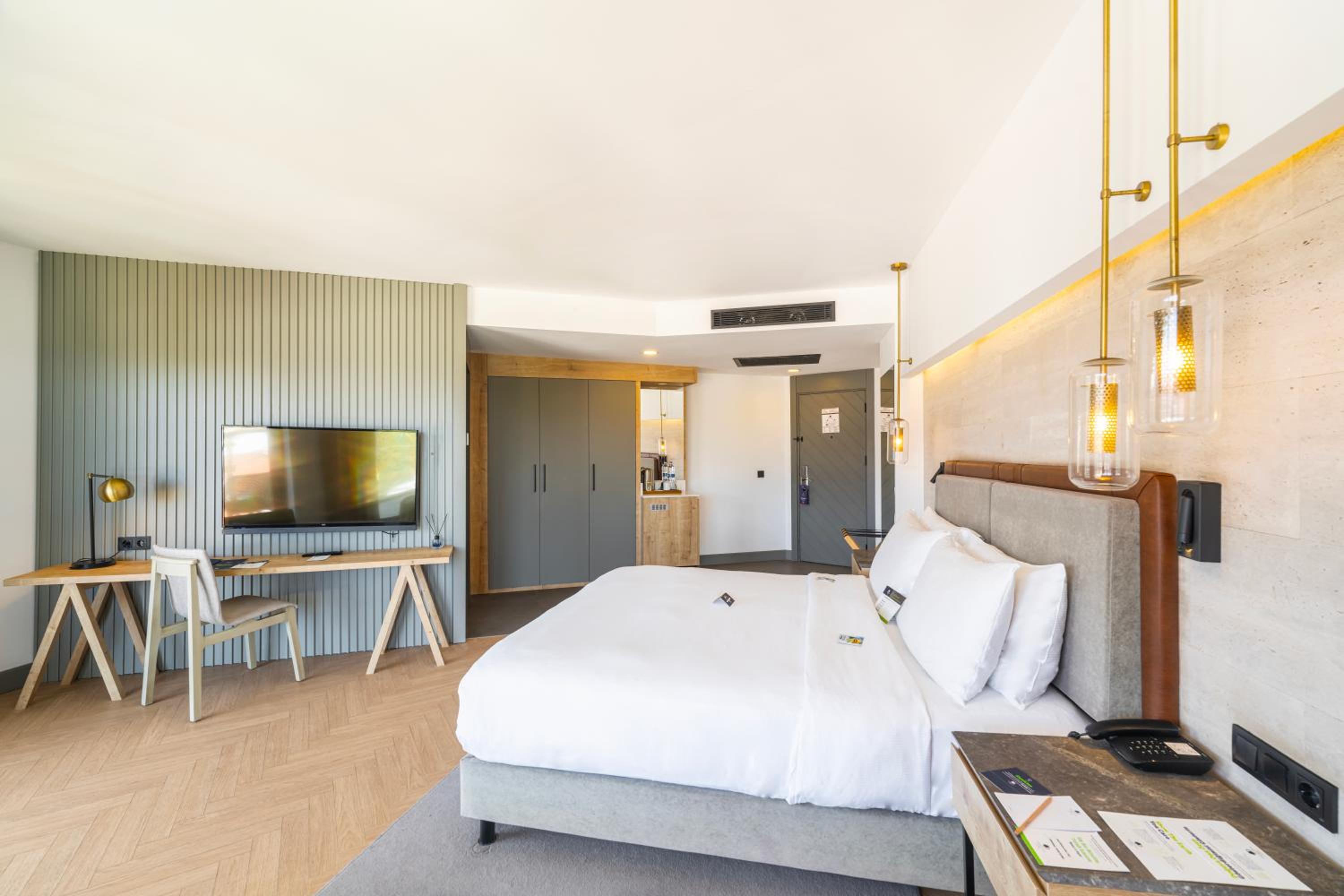 DoubleTree by Hilton Antalya-Kemer All-Inclusive Resort - Image 54