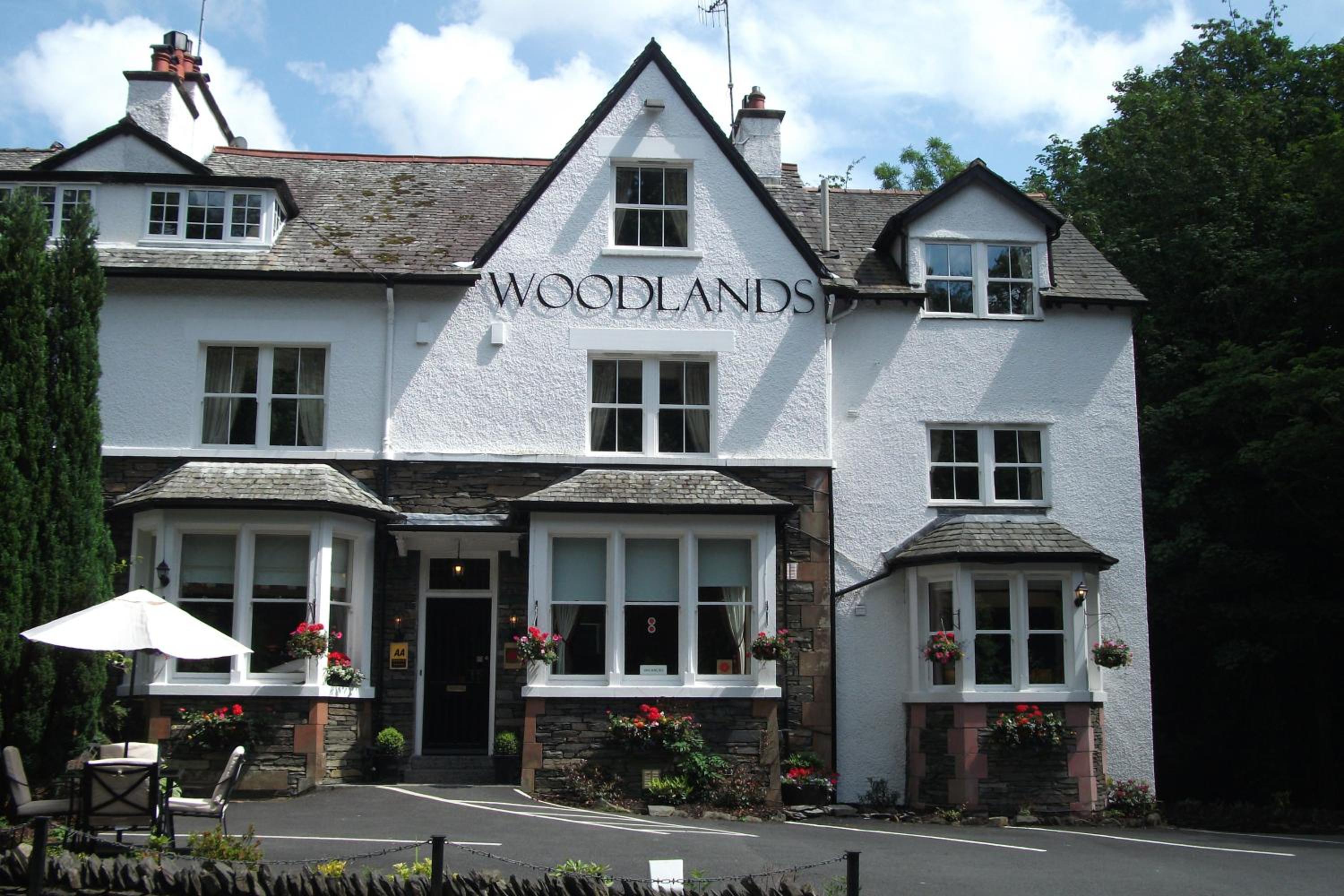 Hotel Woodlands