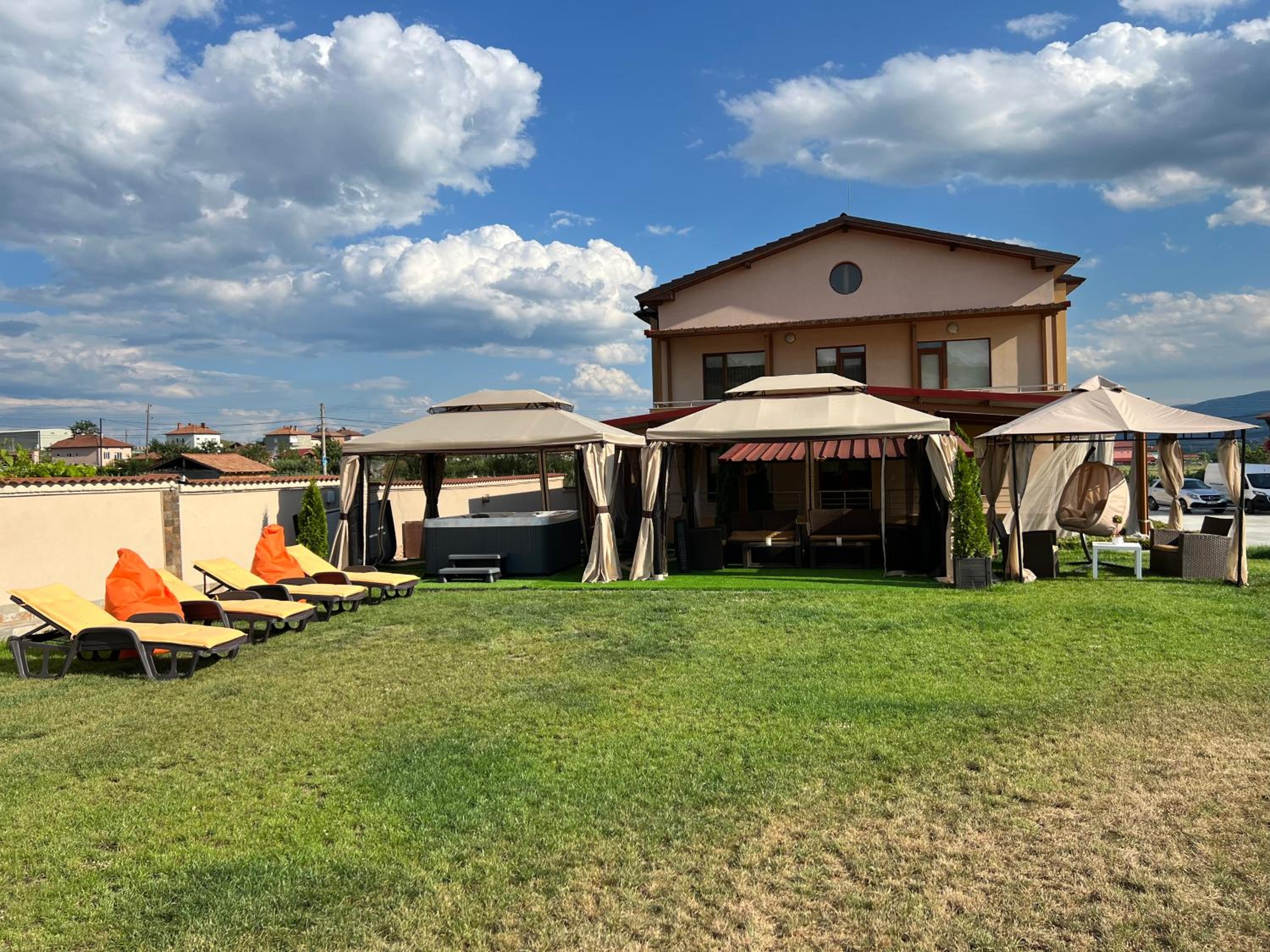 Hani Guest House