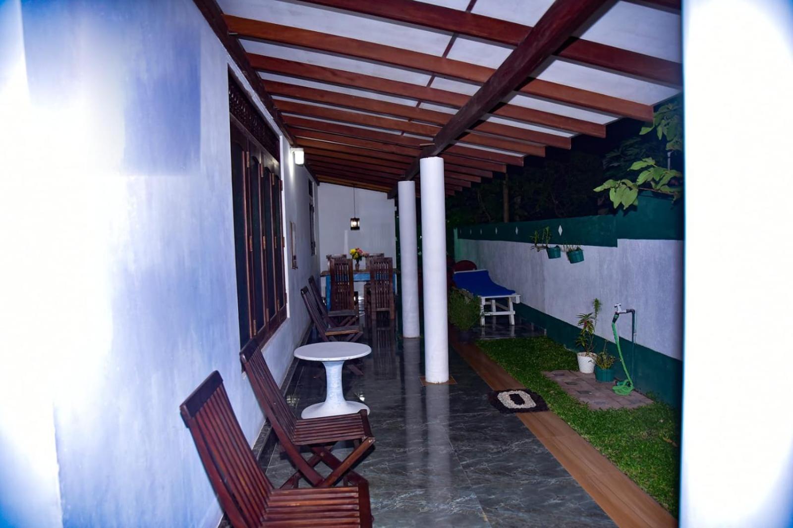 Saki Villa, boat tours & sea food with rotti