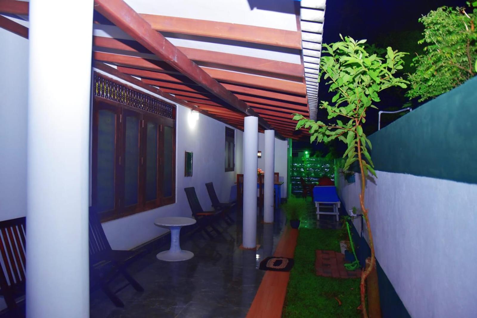 Saki Villa, boat tours & sea food with rotti