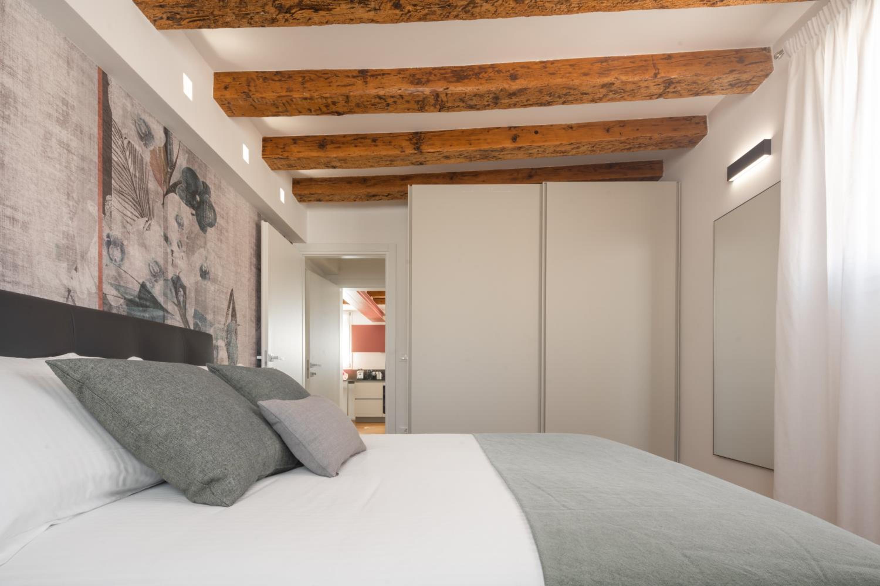 Ruga Bella Apartments R&R