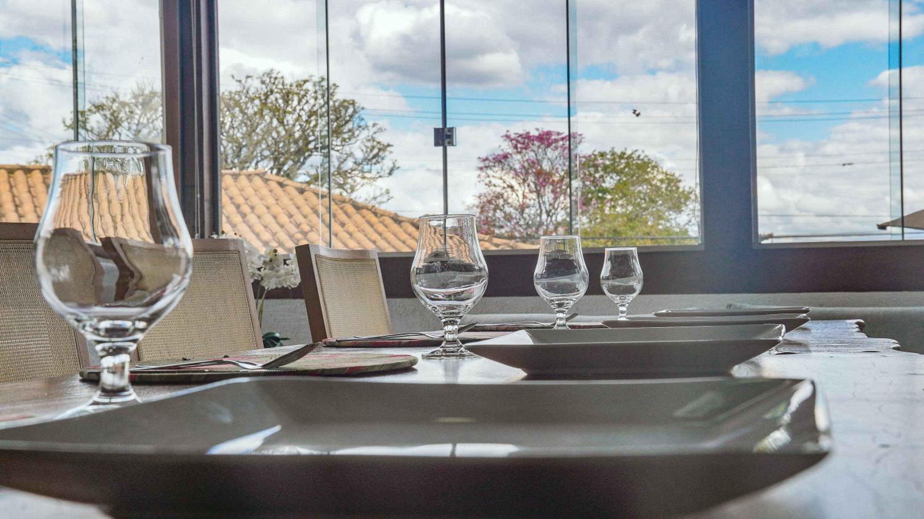 Flat com Piscina no Centro de Tiradentes