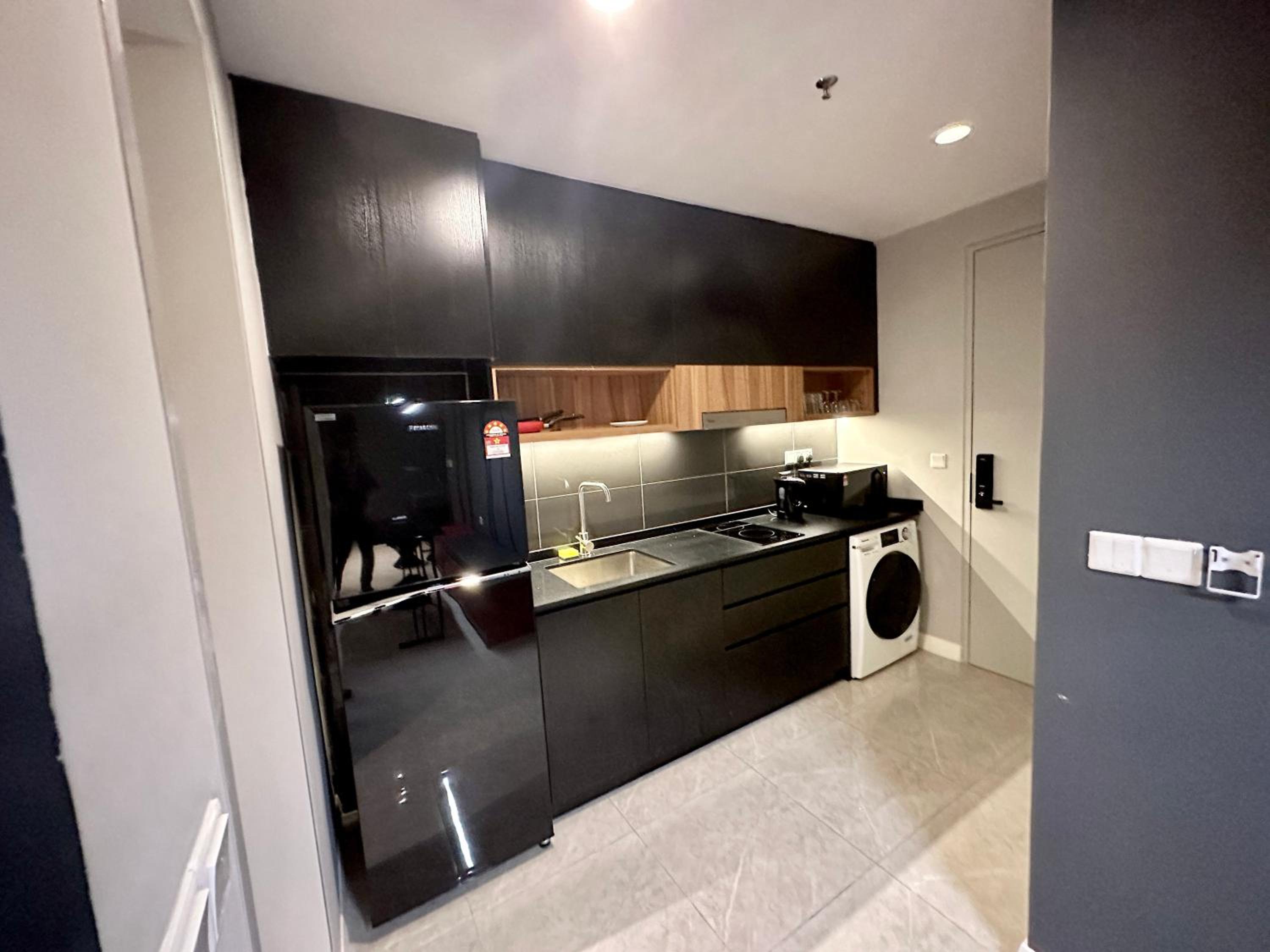 Crystal Suites at Axon Residence near Pavilion
