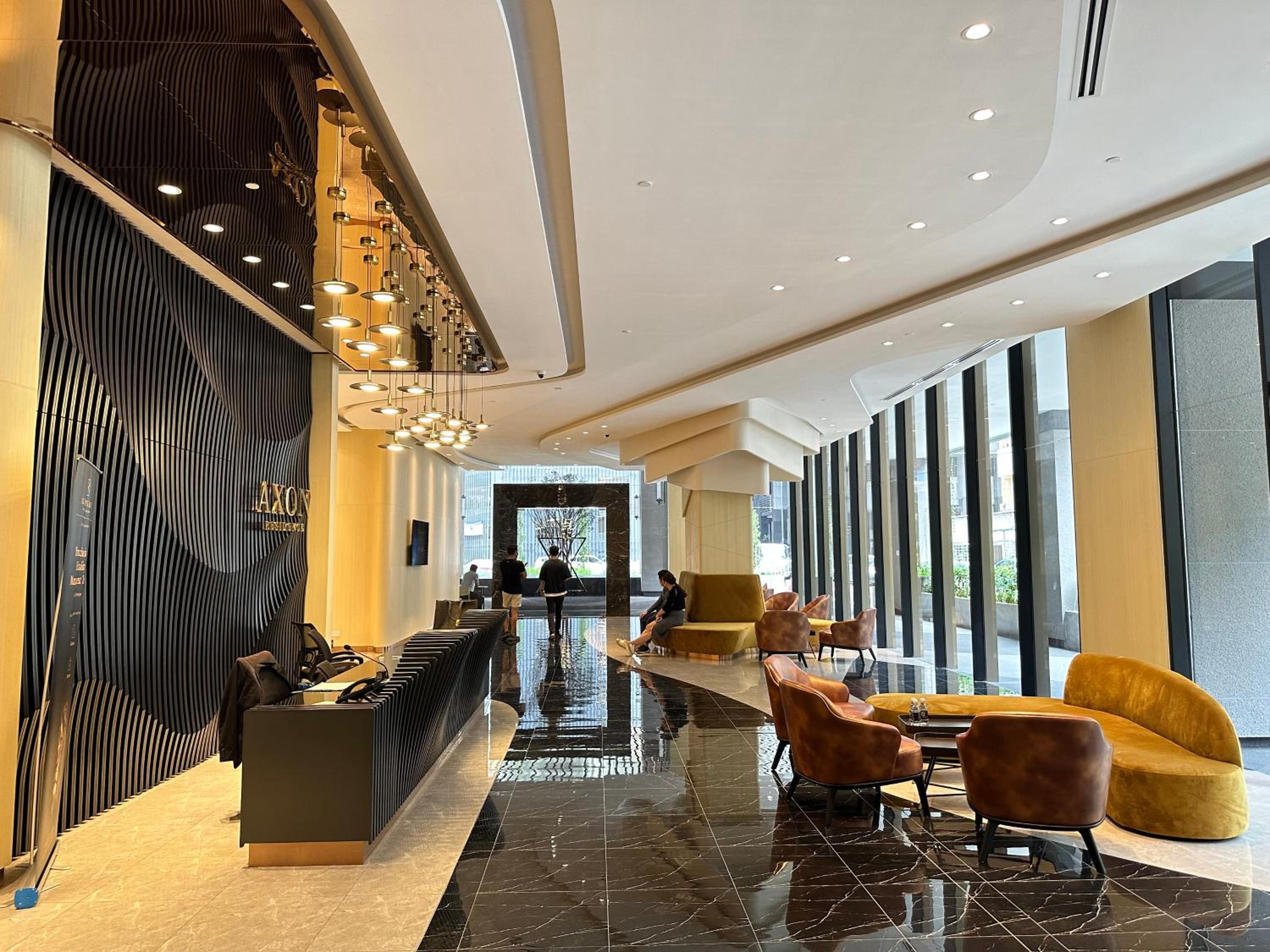 Crystal Suites at Axon Residence near Pavilion