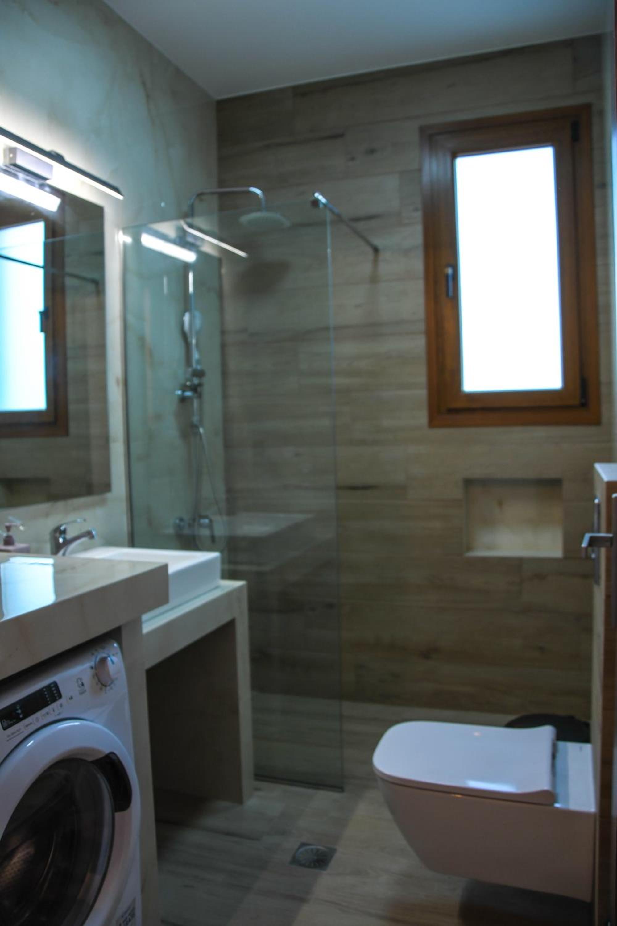Athor Ireon Apartment 1 view 5