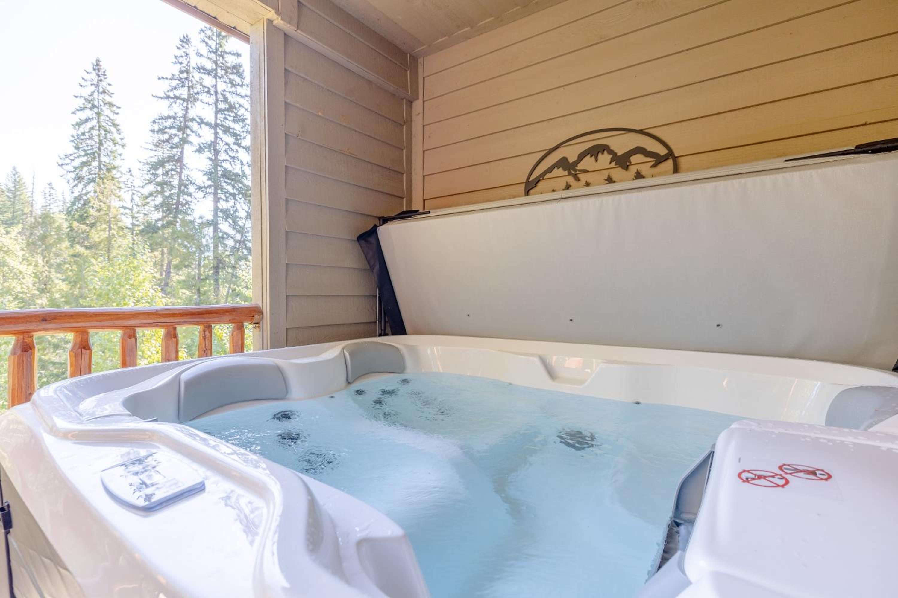 Fernie Vacations - Stone Creek Chalets by Fernie Central Reservations - Property Image 64