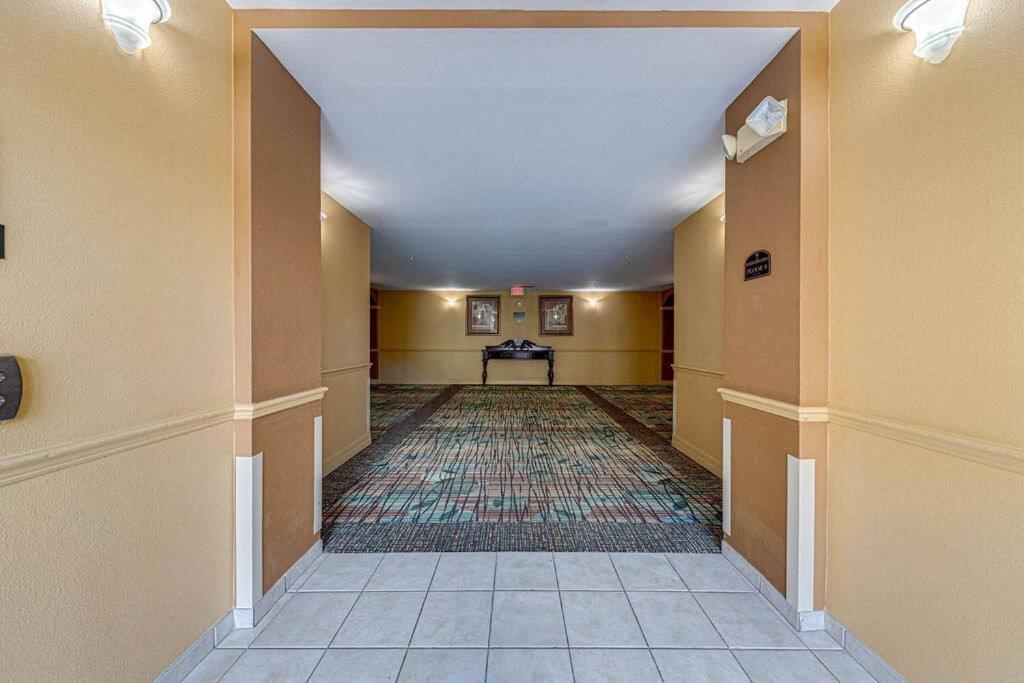 Exquisite 3 Bdr Condo Minutes to Disney