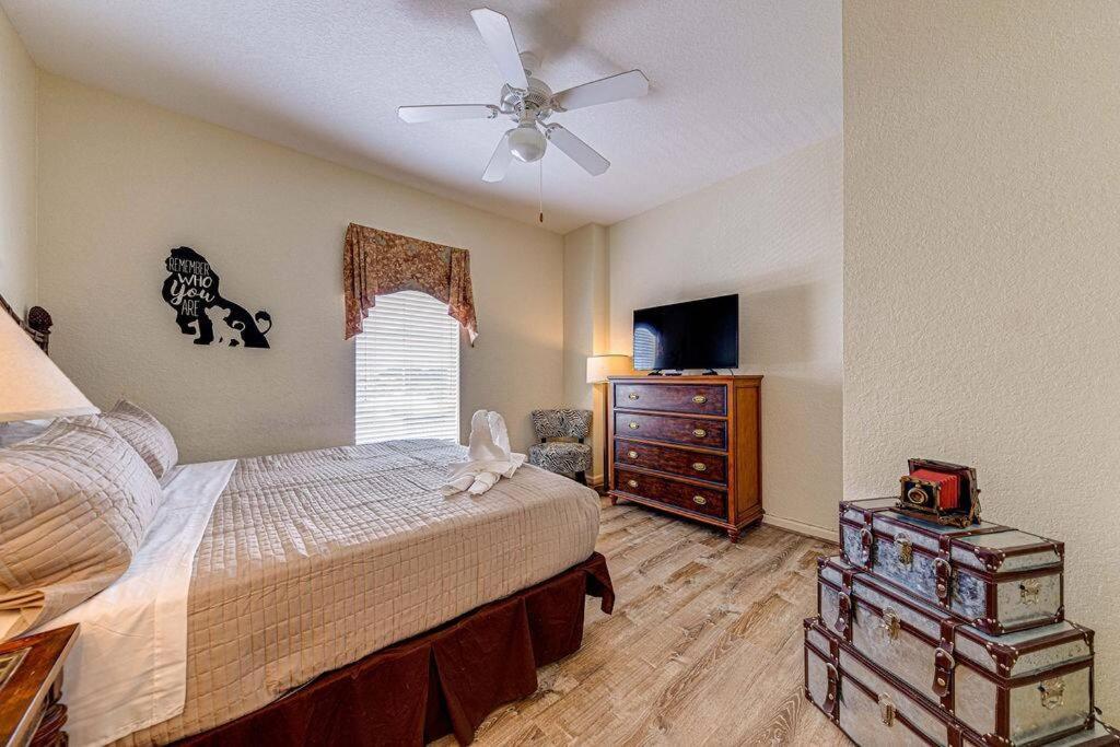 Exquisite 3 Bdr Condo Minutes to Disney